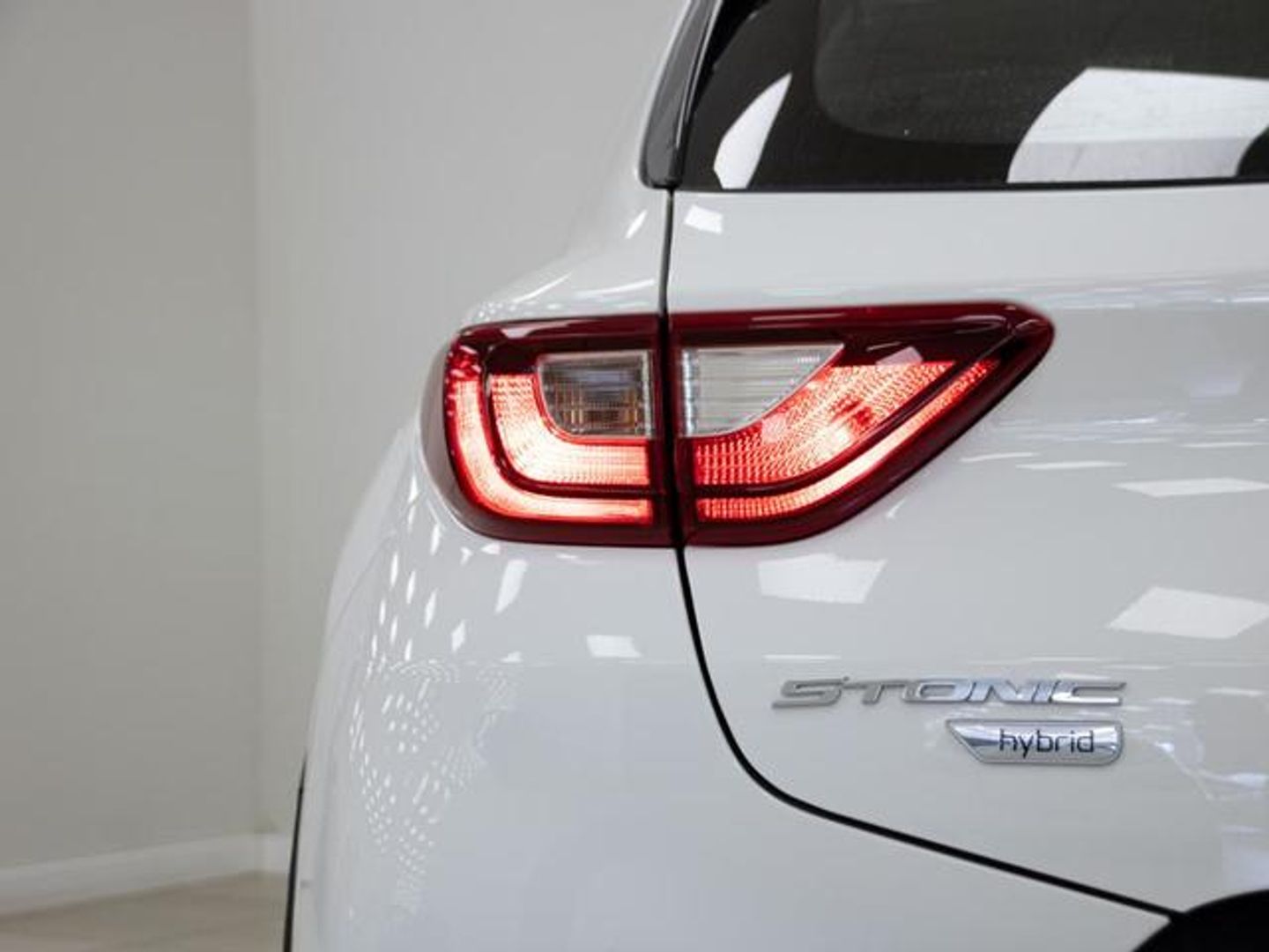 Kia Stonic 1.0 T-GDi MHEV Drive iMT 74 kW (100 CV)
