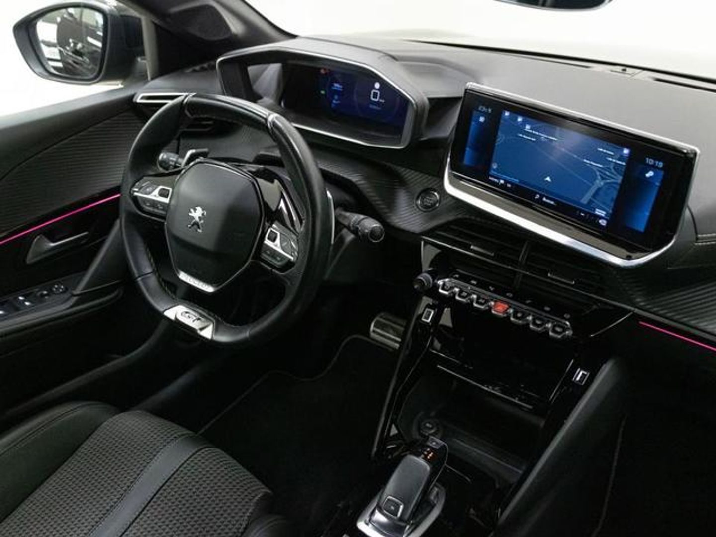 Peugeot 208 PureTech 130 GT EAT8 96 kW (130 CV)