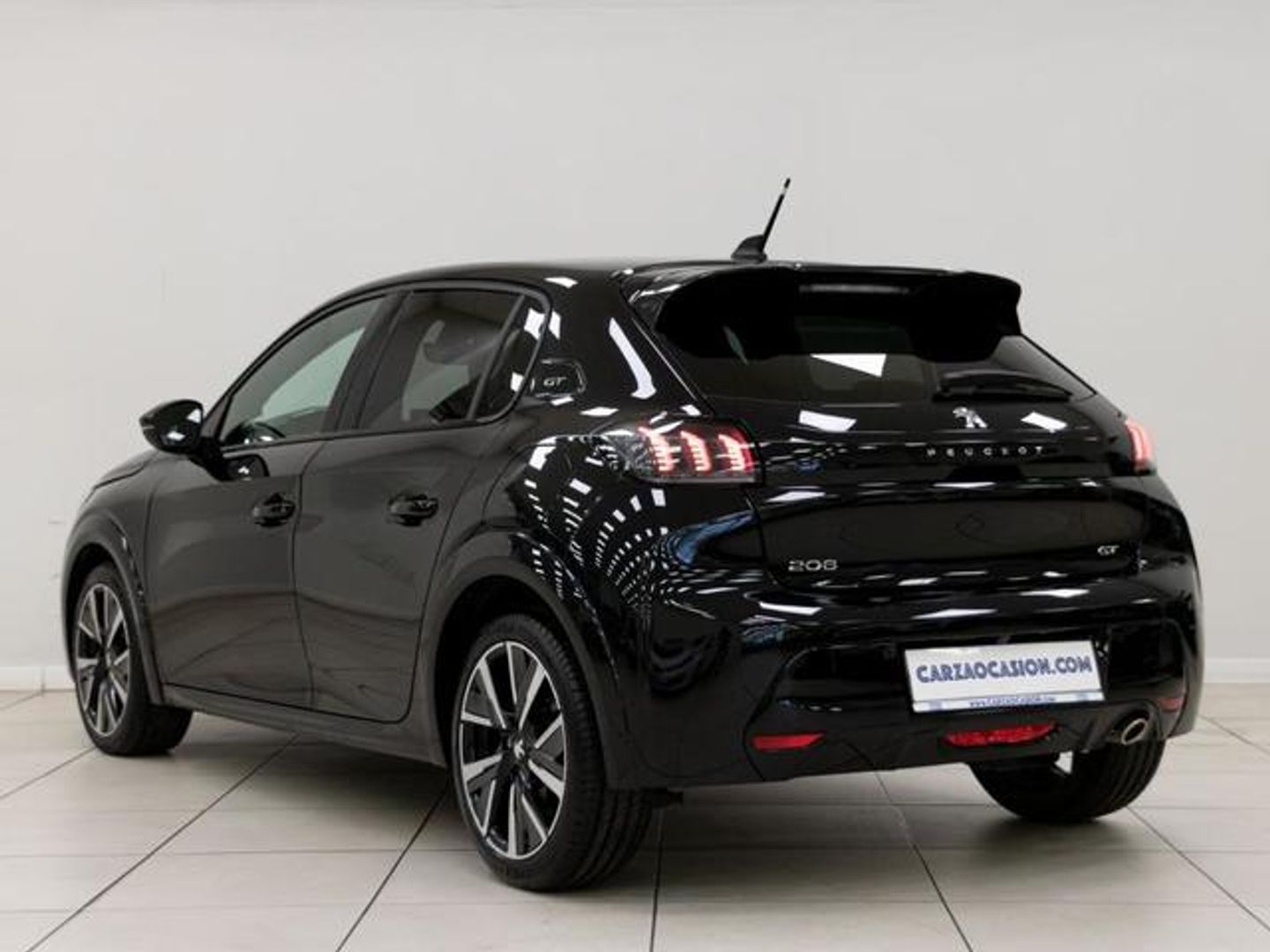 Peugeot 208 PureTech 130 GT EAT8 96 kW (130 CV)
