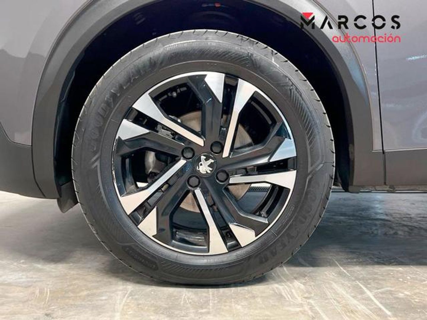 Peugeot 2008 PureTech 130 S&S Allure Pack EAT8 96 kW (130 CV)