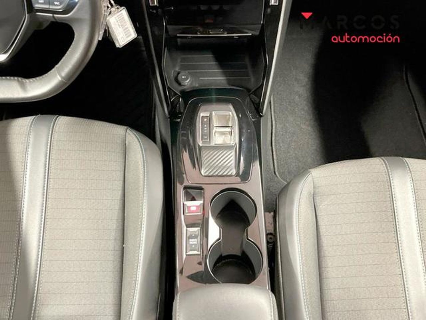 Peugeot 2008 PureTech 130 S&S Allure Pack EAT8 96 kW (130 CV)