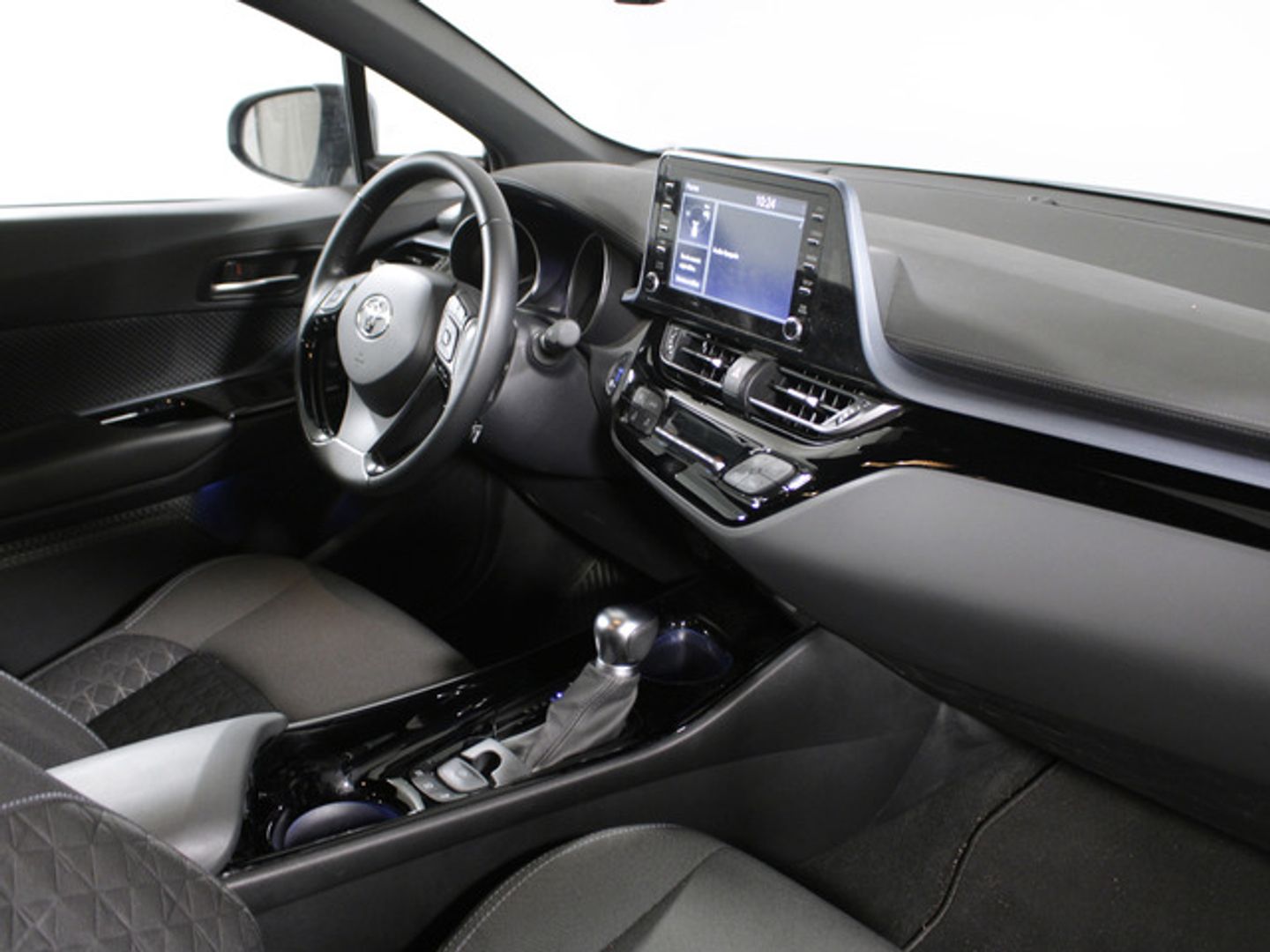 Toyota C-HR 1.8 125H Advance 90 kW (122 CV)