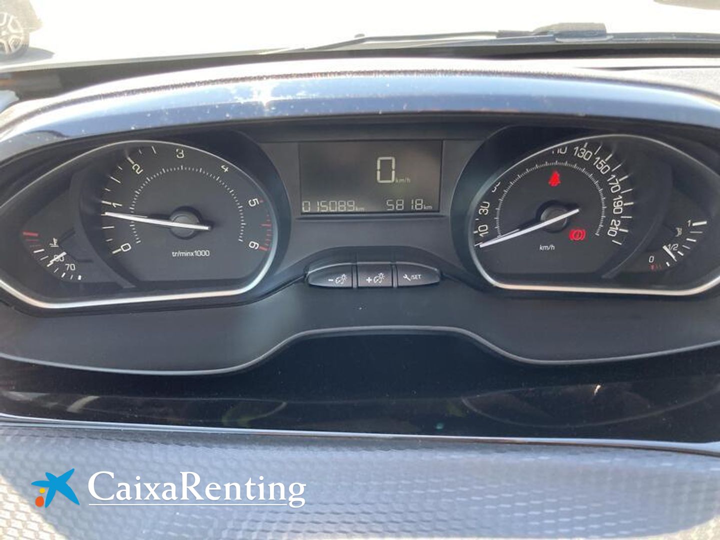Peugeot 2008 BlueHDi 100 Signature 73 kW (100 CV)