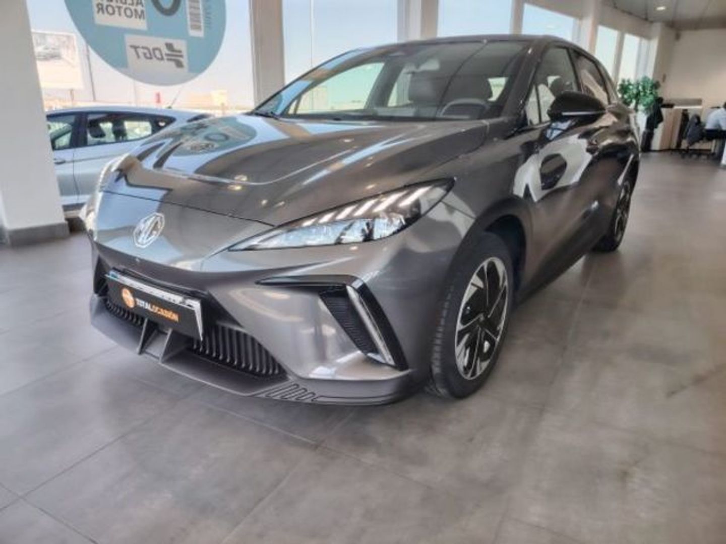 MG MG4 64kWh Luxury 150 kW (204 CV)