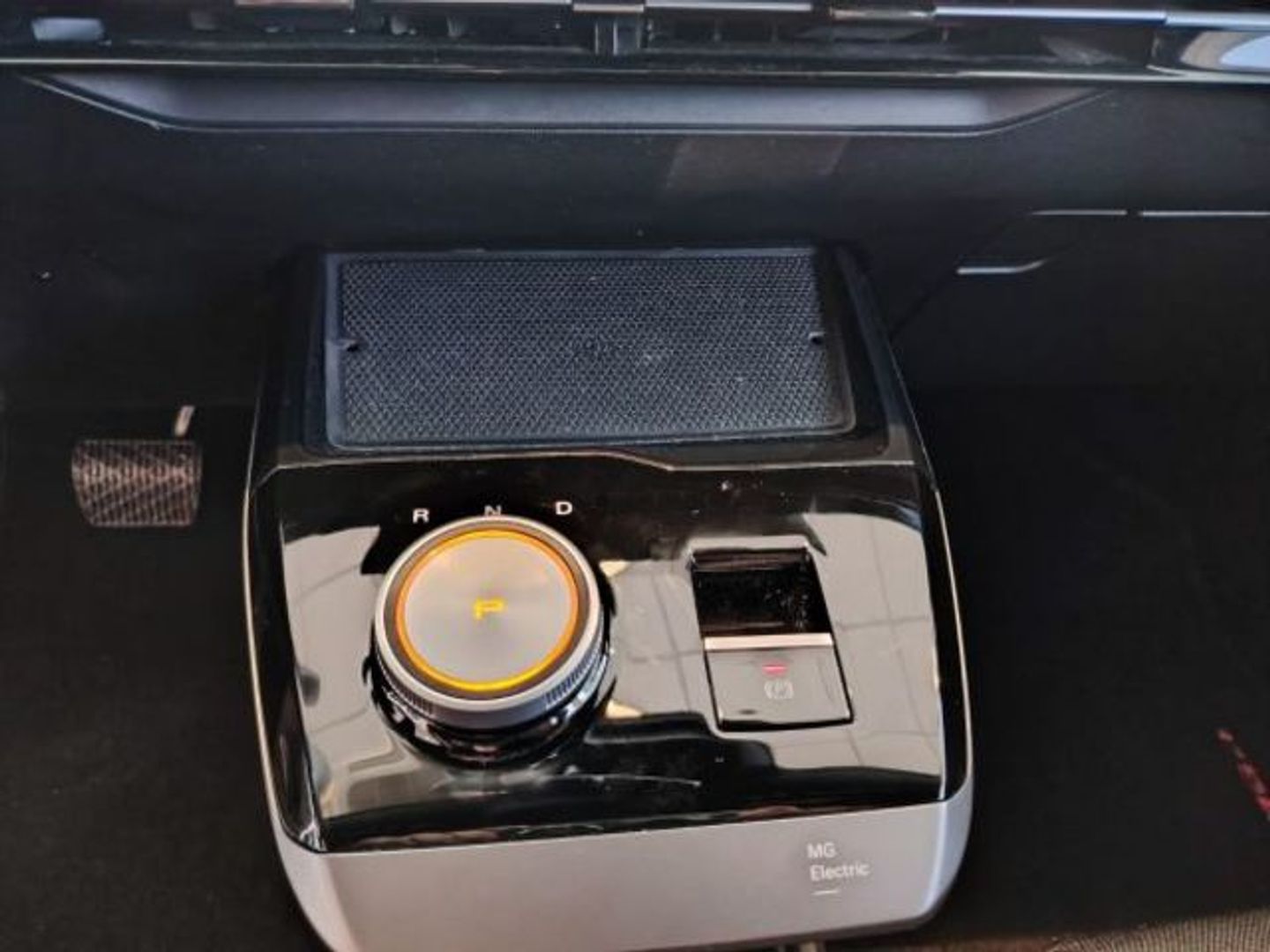 MG MG4 64kWh Luxury 150 kW (204 CV)