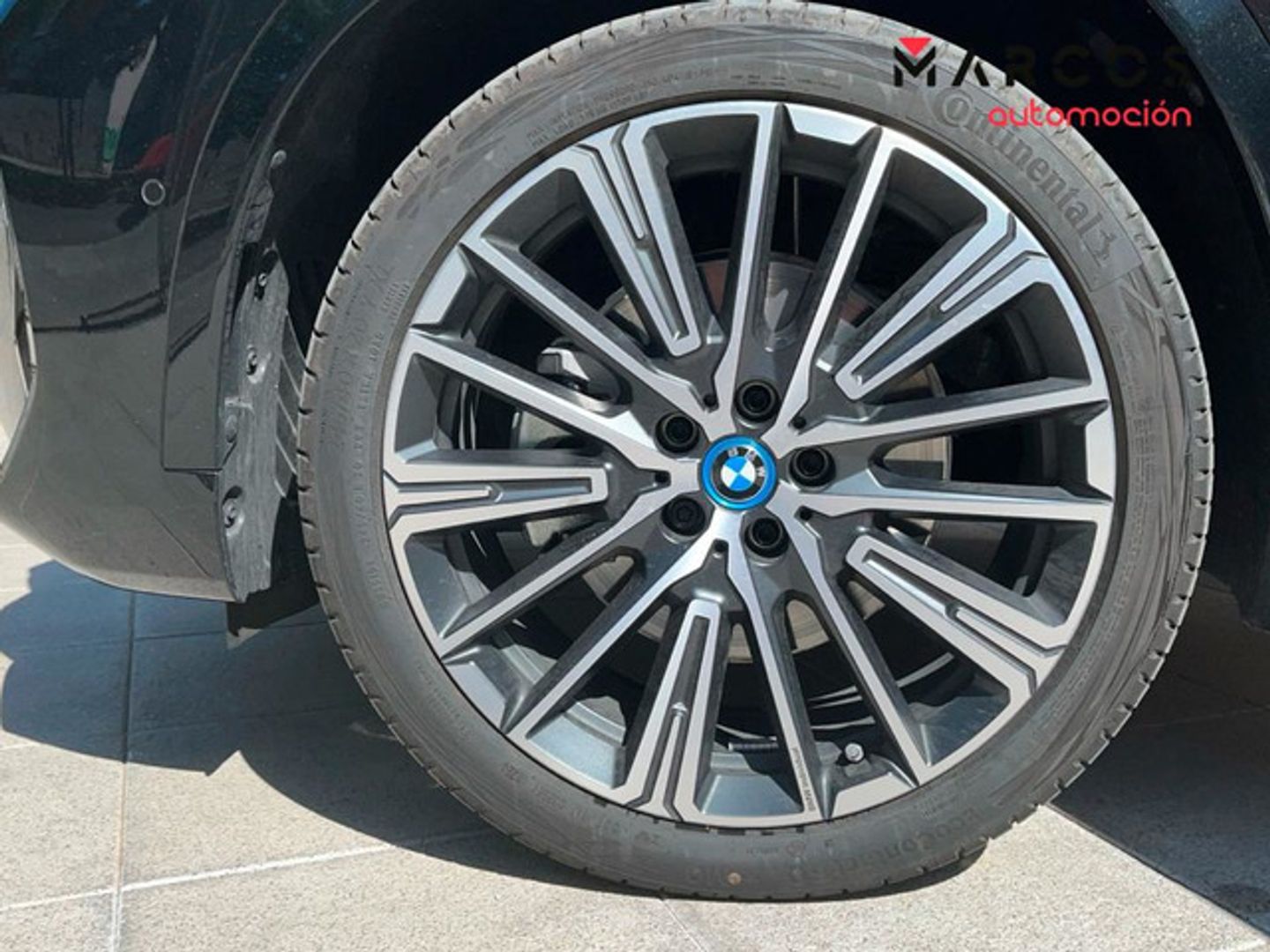 BMW iX1 xDrive30 230 kW (313 CV)