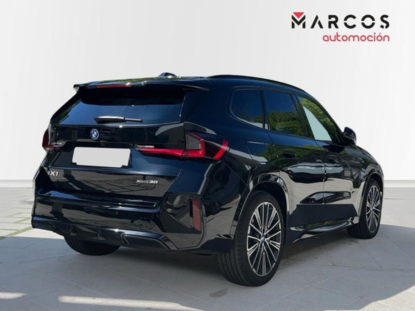 BMW iX1 xDrive30 230 kW (313 CV)