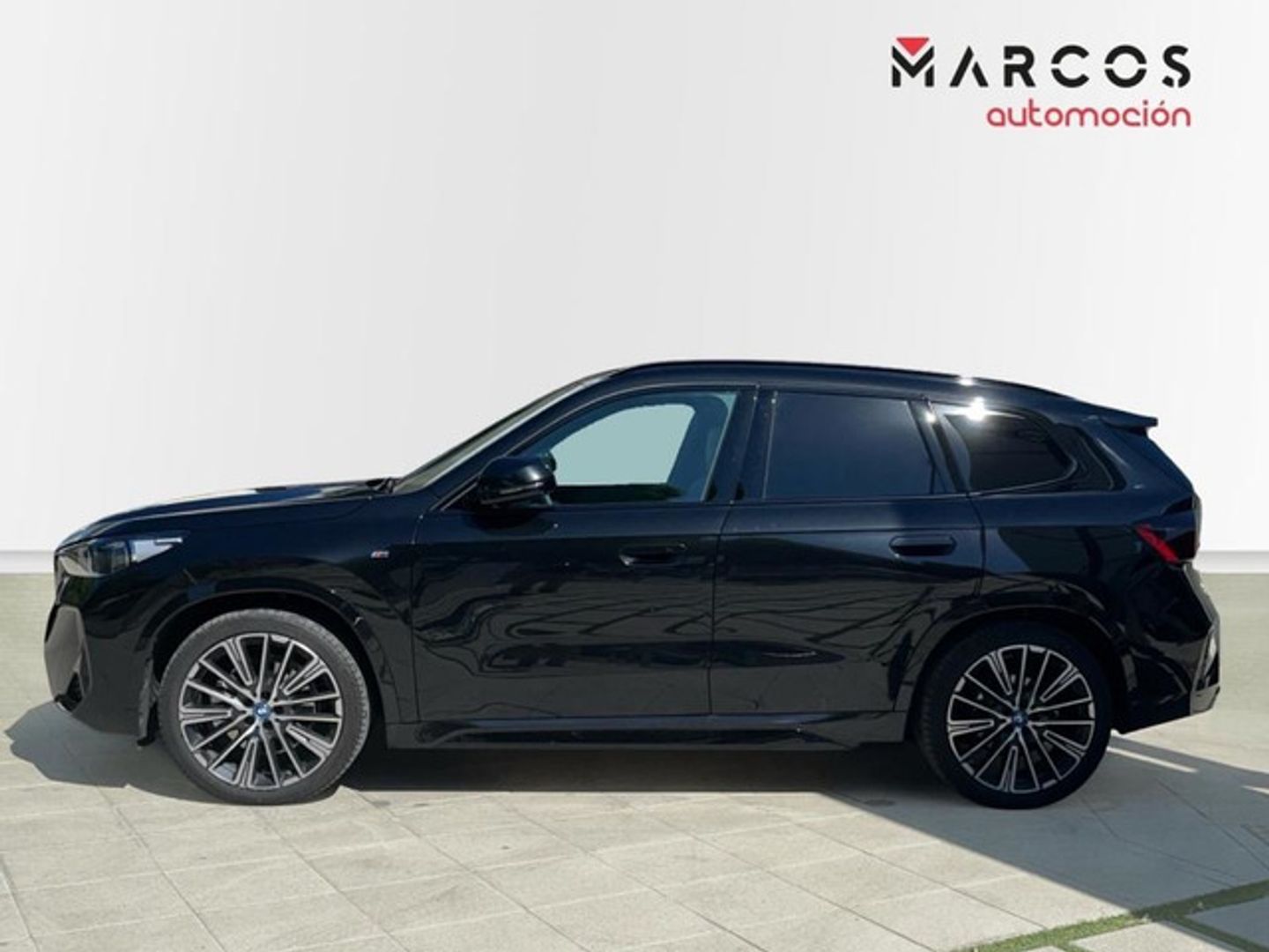 BMW iX1 xDrive30 230 kW (313 CV)