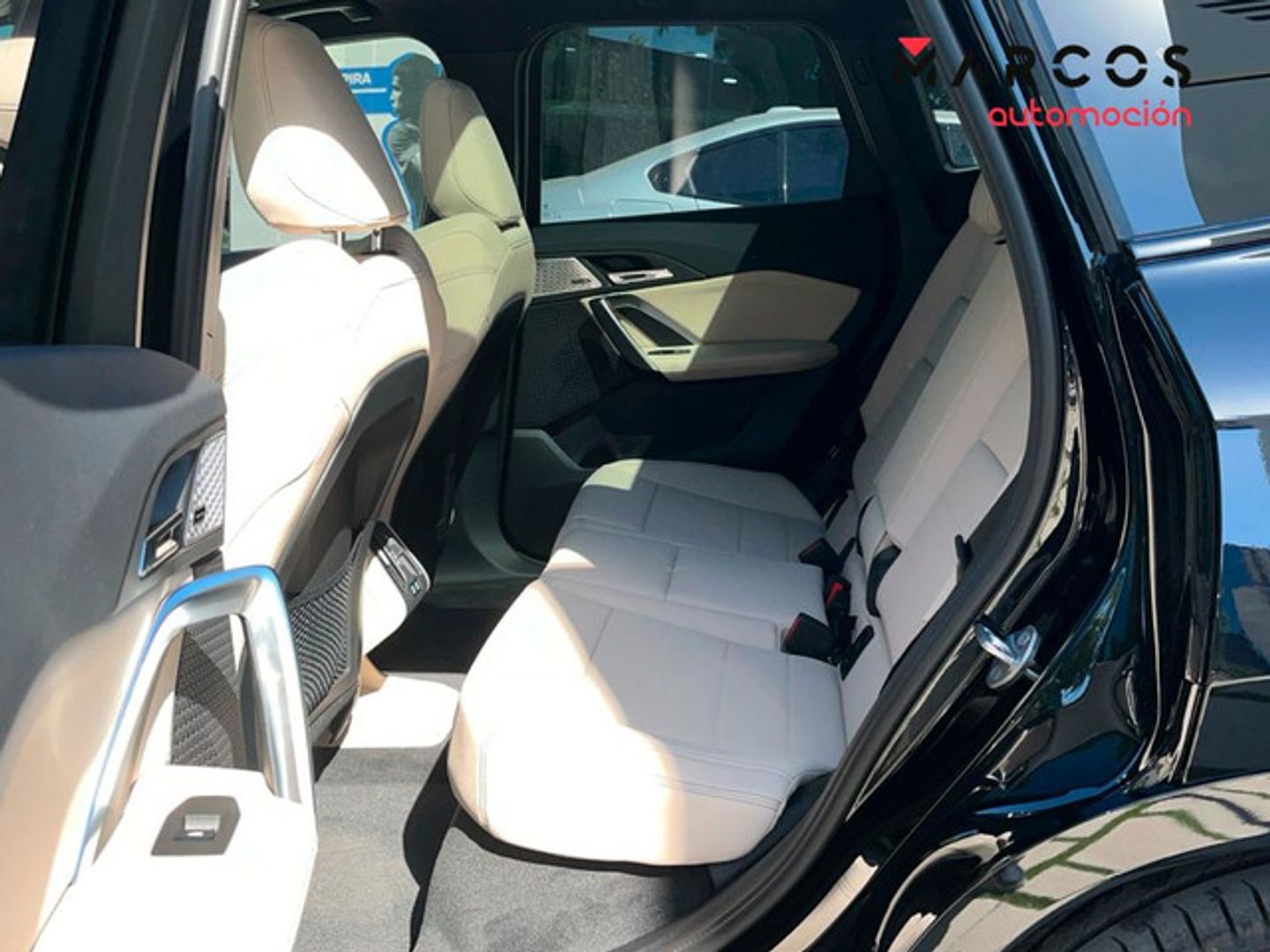 BMW iX1 xDrive30 230 kW (313 CV)