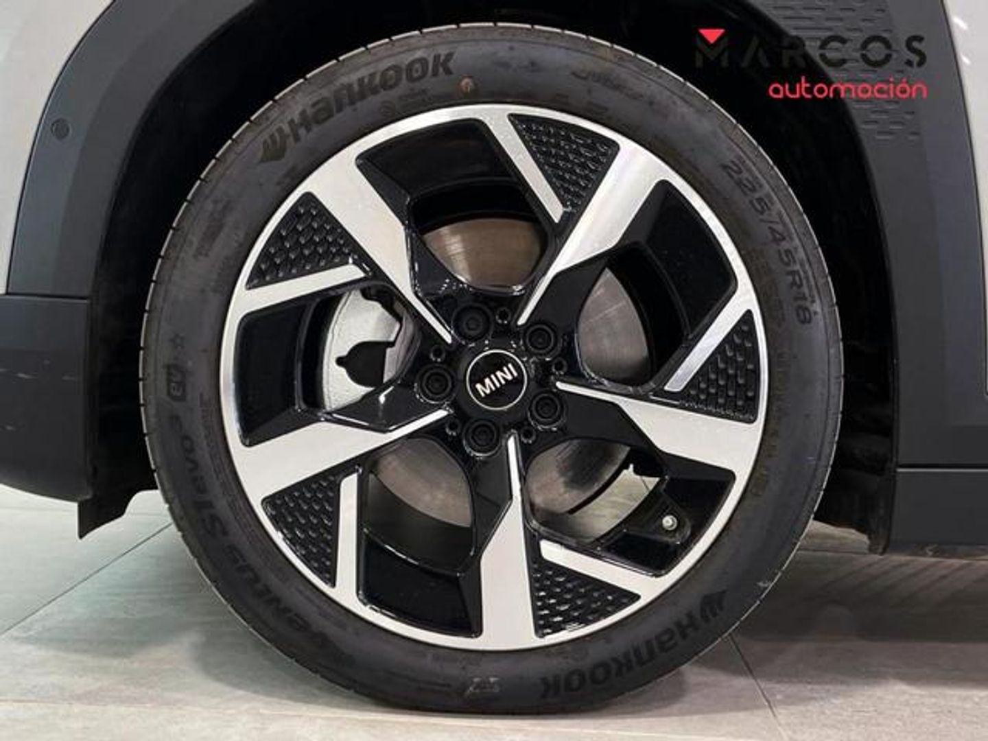 MINI MINI Aceman E 135 kW (184 CV)
