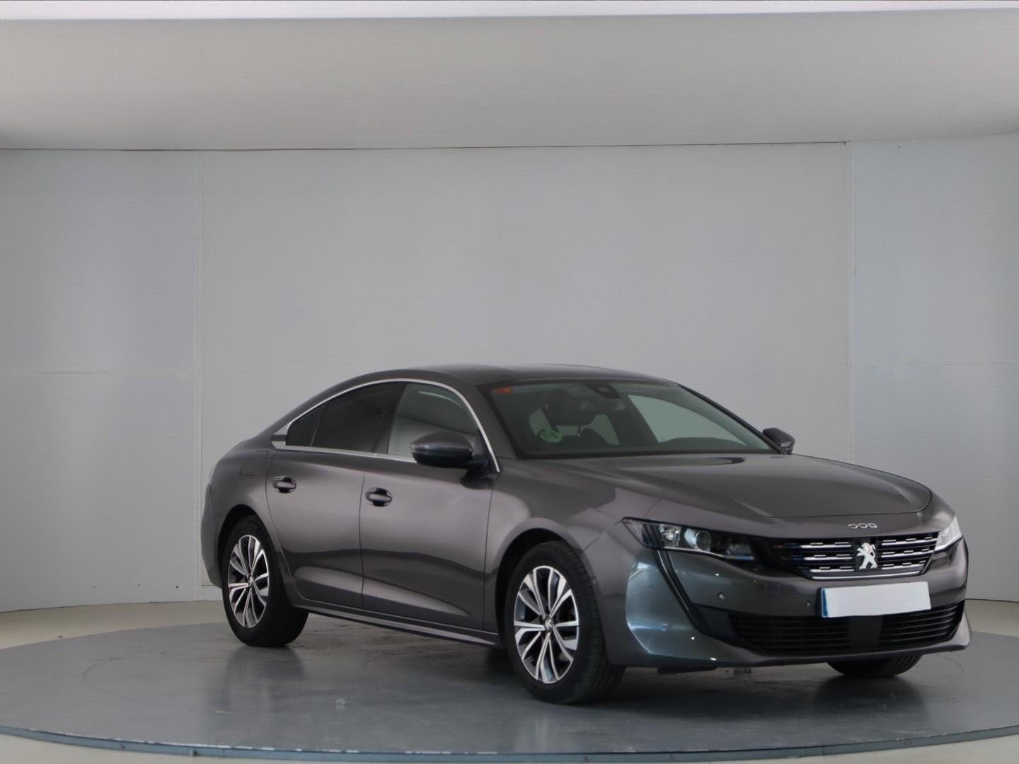 Peugeot 508 PureTech 180 Allure Pack EAT8 132 kW (180 CV)