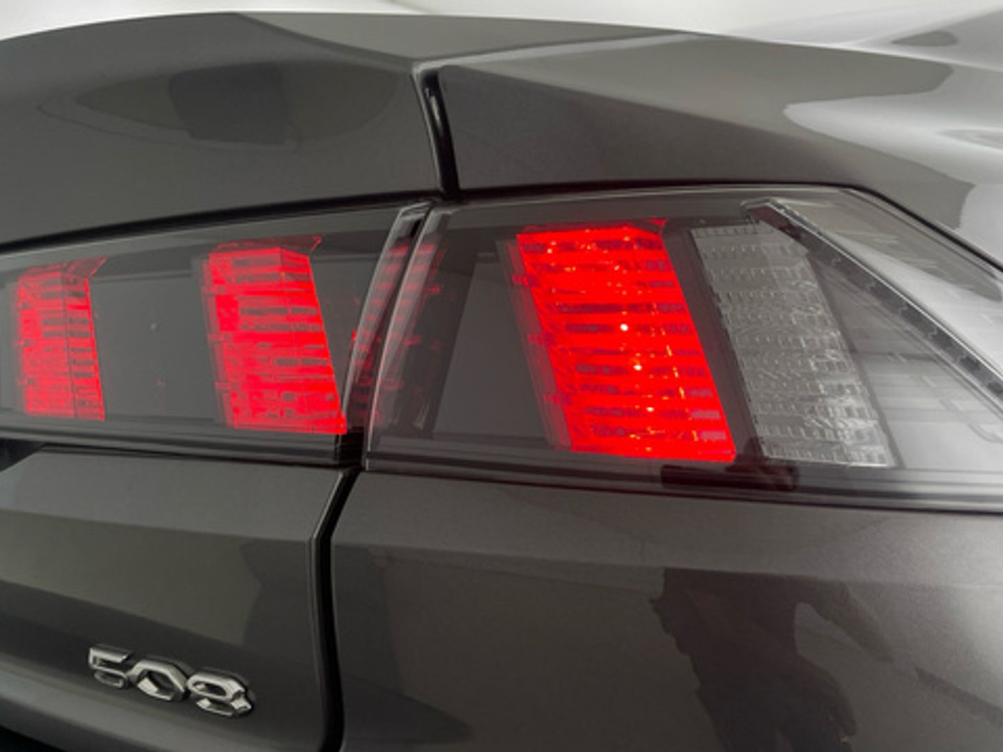 Peugeot 508 PureTech 180 Allure Pack EAT8 132 kW (180 CV)