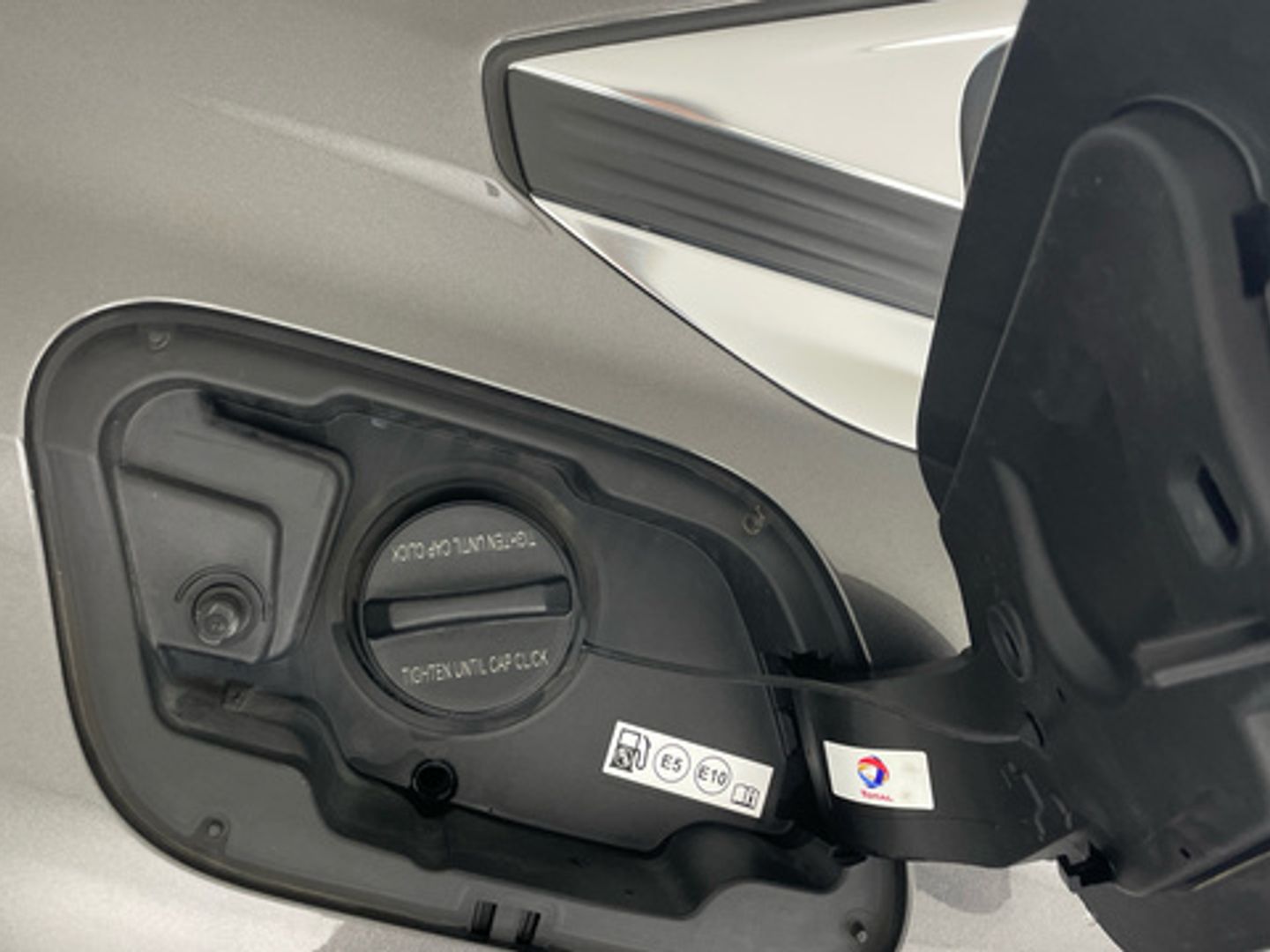 Peugeot 508 PureTech 180 Allure Pack EAT8 132 kW (180 CV)