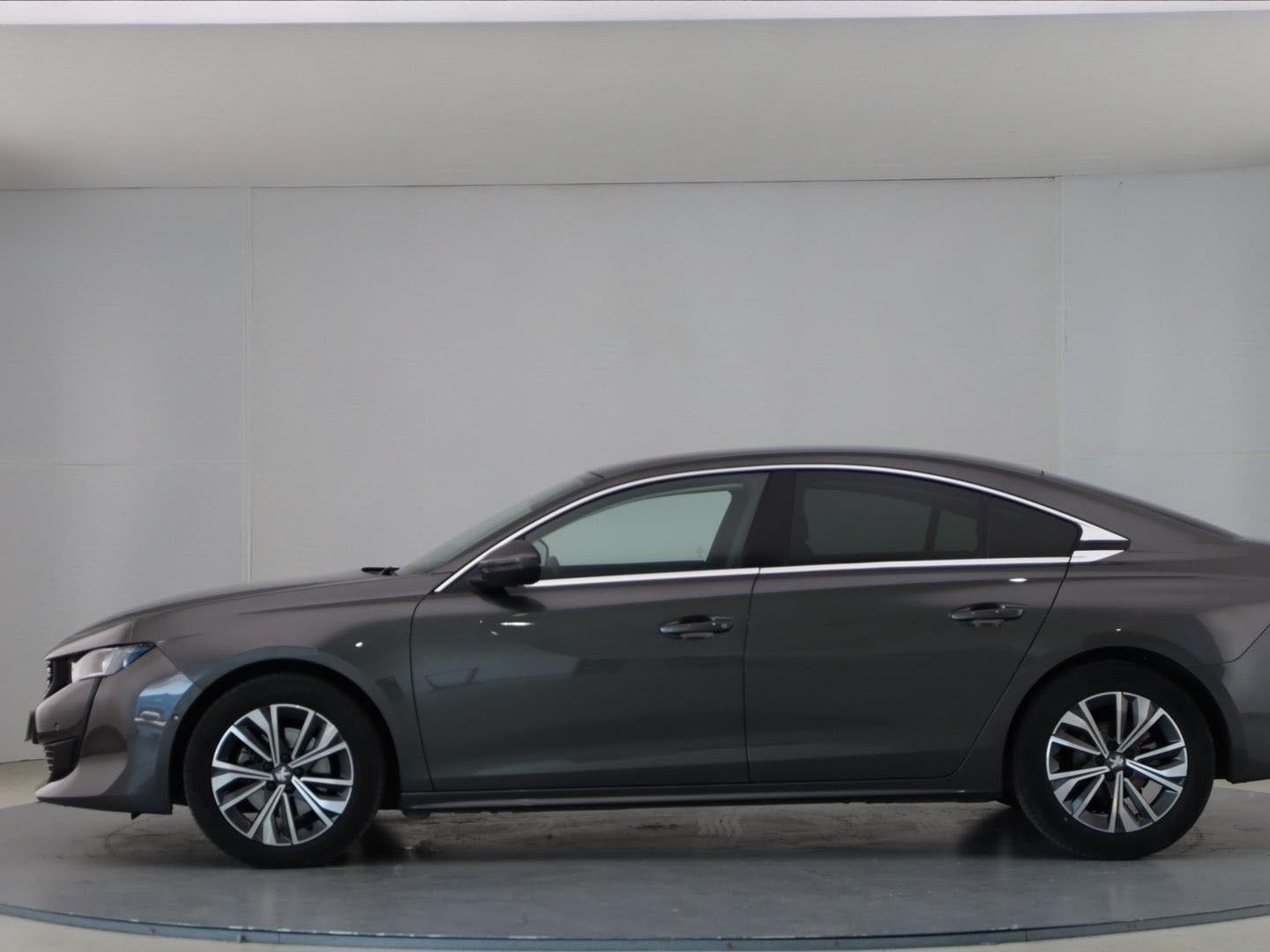 Peugeot 508 PureTech 180 Allure Pack EAT8 132 kW (180 CV)