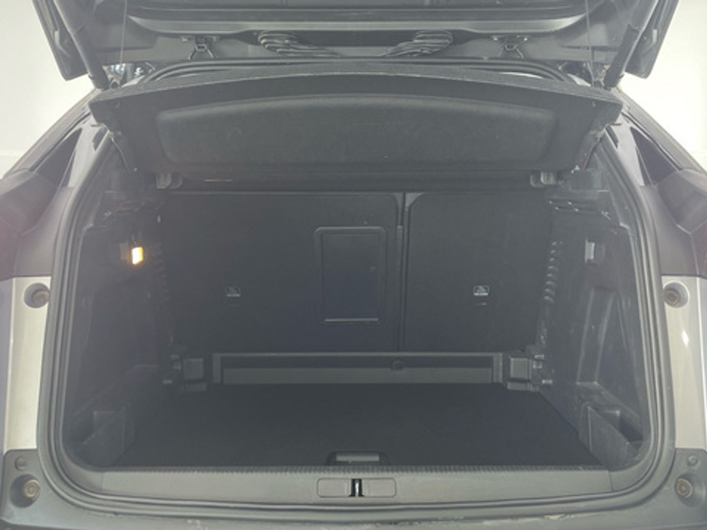 Peugeot 3008 BlueHDi 130 S&S Allure Pack EAT8 96 kW (130 CV)