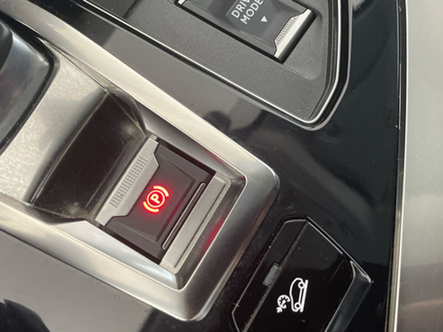 Peugeot 3008 BlueHDi 130 S&S Allure Pack EAT8 96 kW (130 CV)