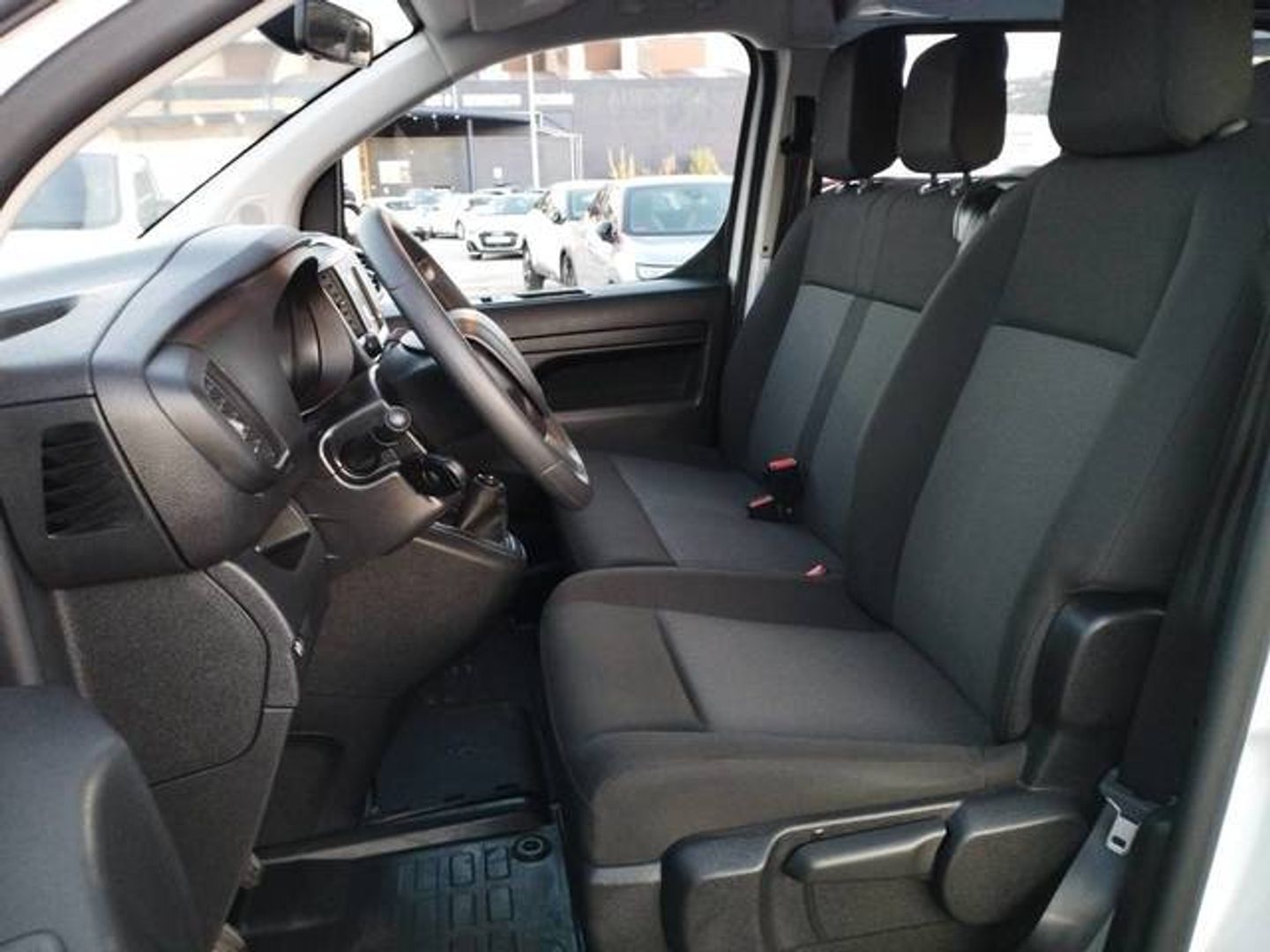 Peugeot Expert Furgon BlueHDi 120 Doble Cabina Standard 88 kW (120 CV)