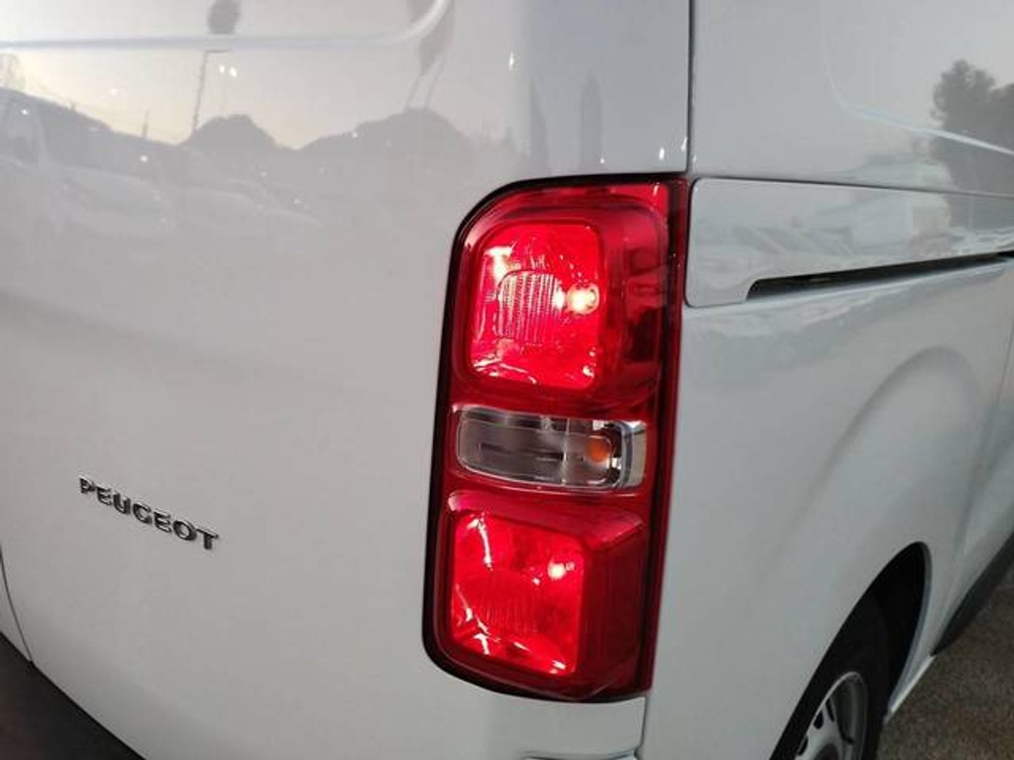 Peugeot Expert Furgon BlueHDi 120 Doble Cabina Standard 88 kW (120 CV)