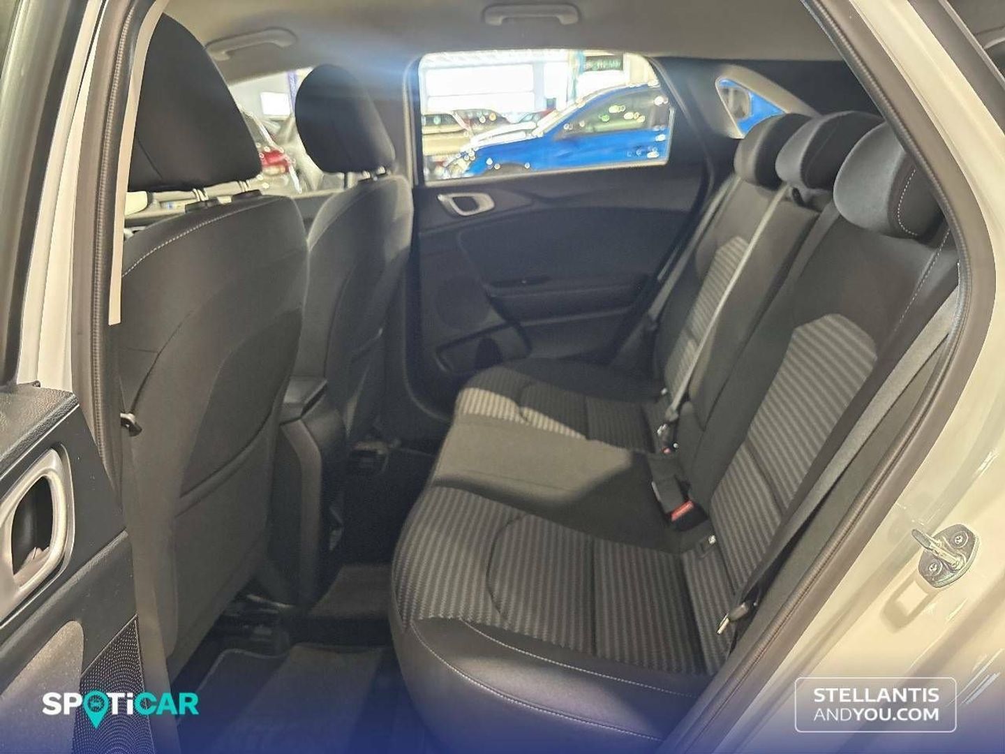 Kia Ceed 1.6 MHEV iMT Drive 100 kW (136 CV)