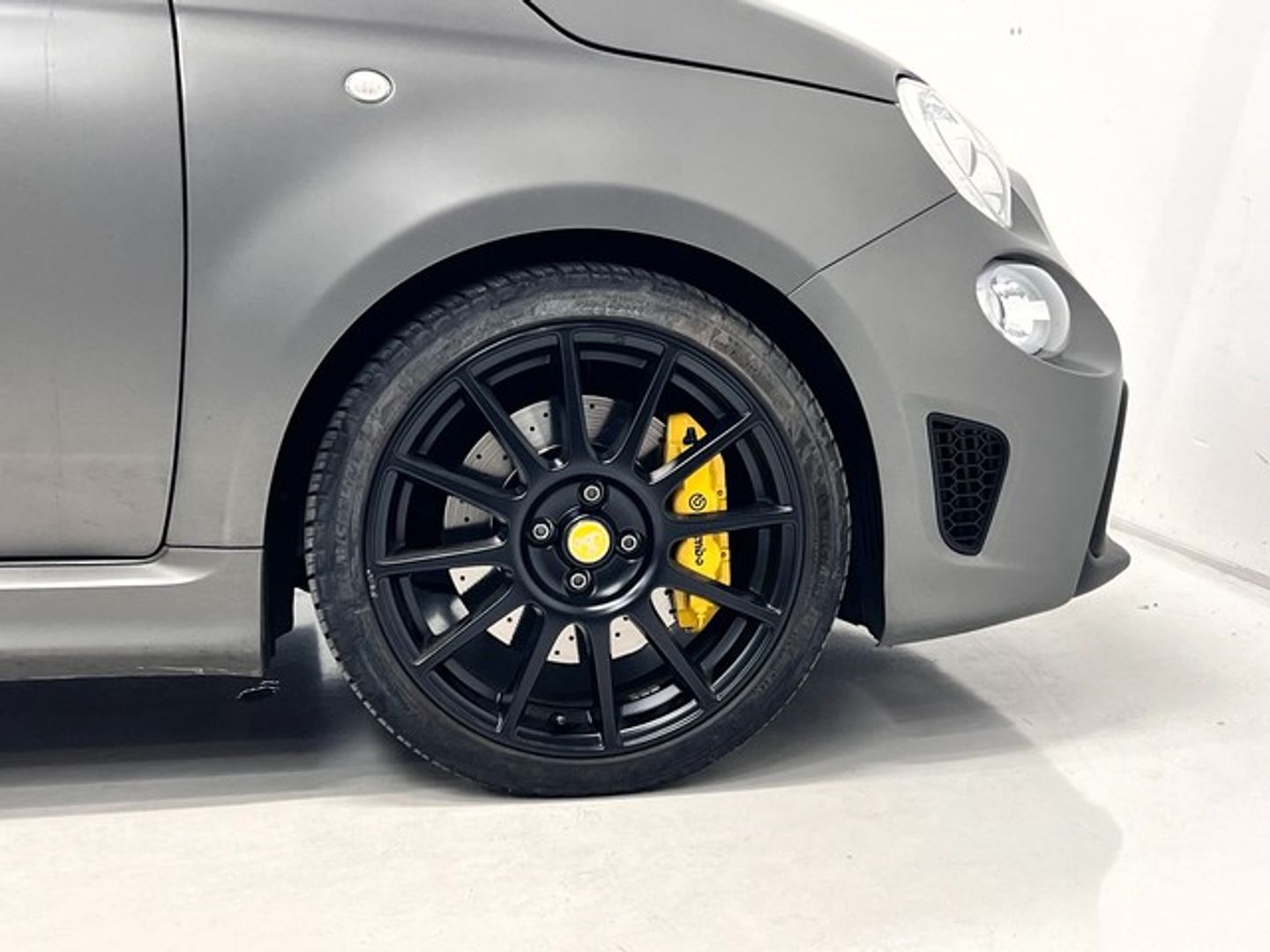 Abarth 500 1.4 16v T-Jet 595 Competizione 132 kW (180 CV)