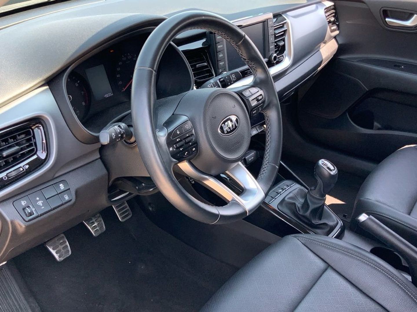 Kia Stonic 1.0 T-GDi Black Edition 74 kW (100 CV)