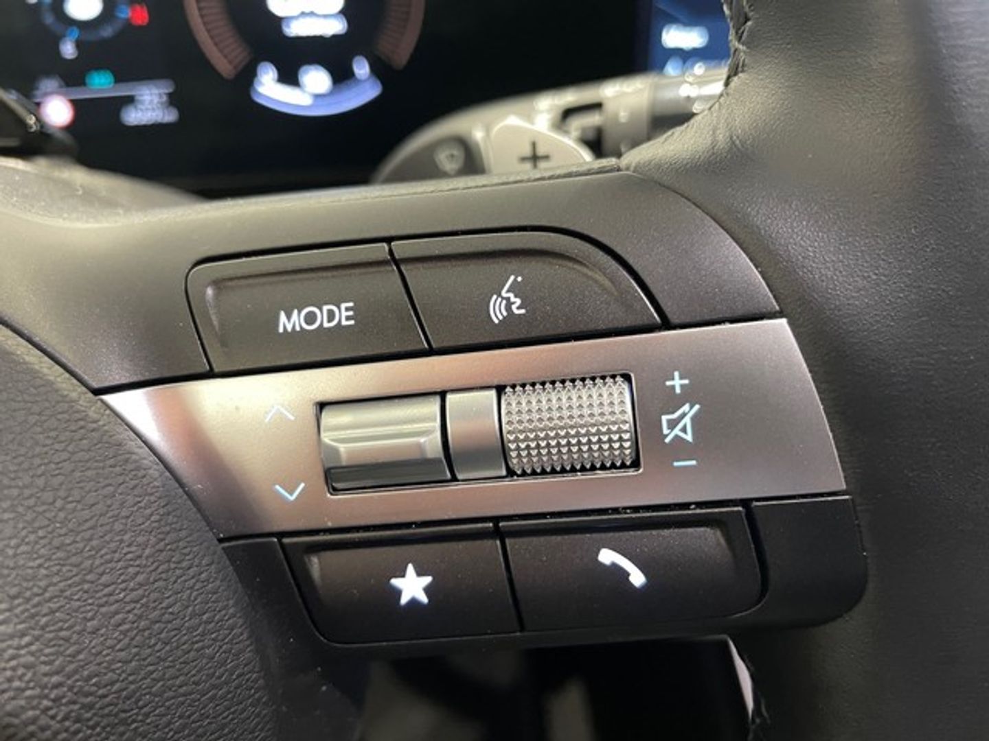 Hyundai Kona 1.6 GDI HEV Maxx DCT 104 kW (141 CV)