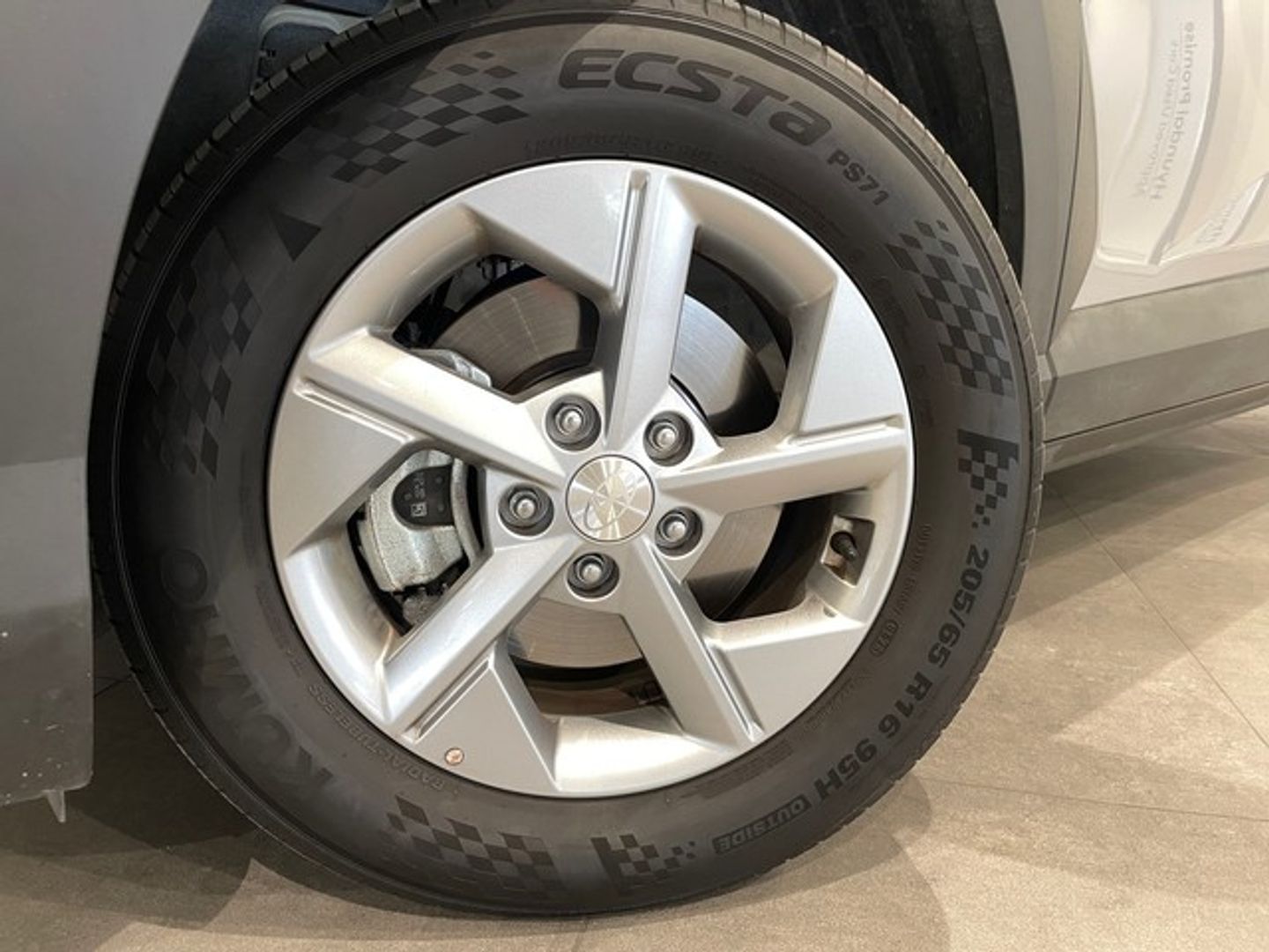 Hyundai Kona 1.6 GDI HEV Maxx DCT 104 kW (141 CV)