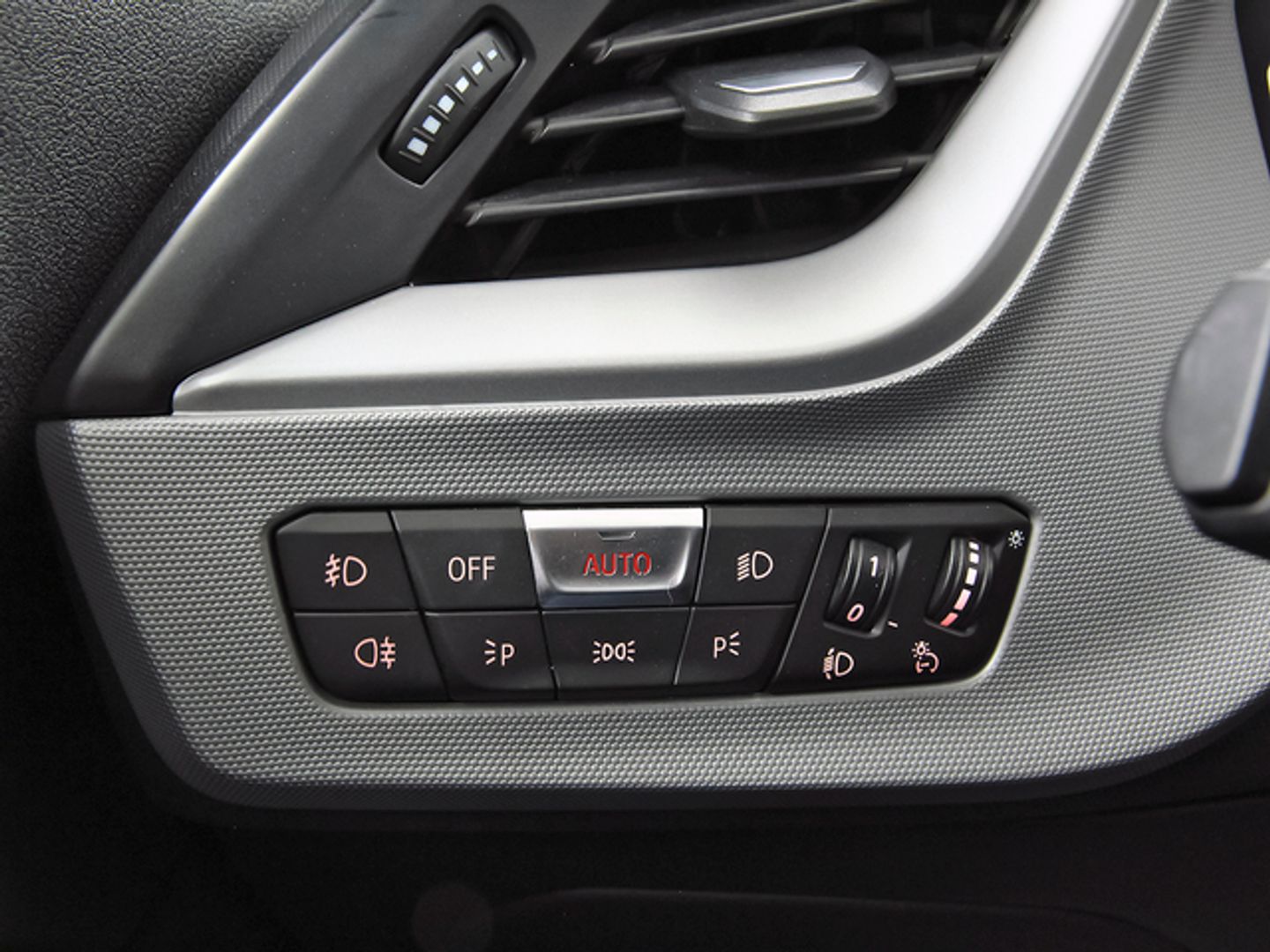 BMW Serie 1 118i 103 kW (140 CV)