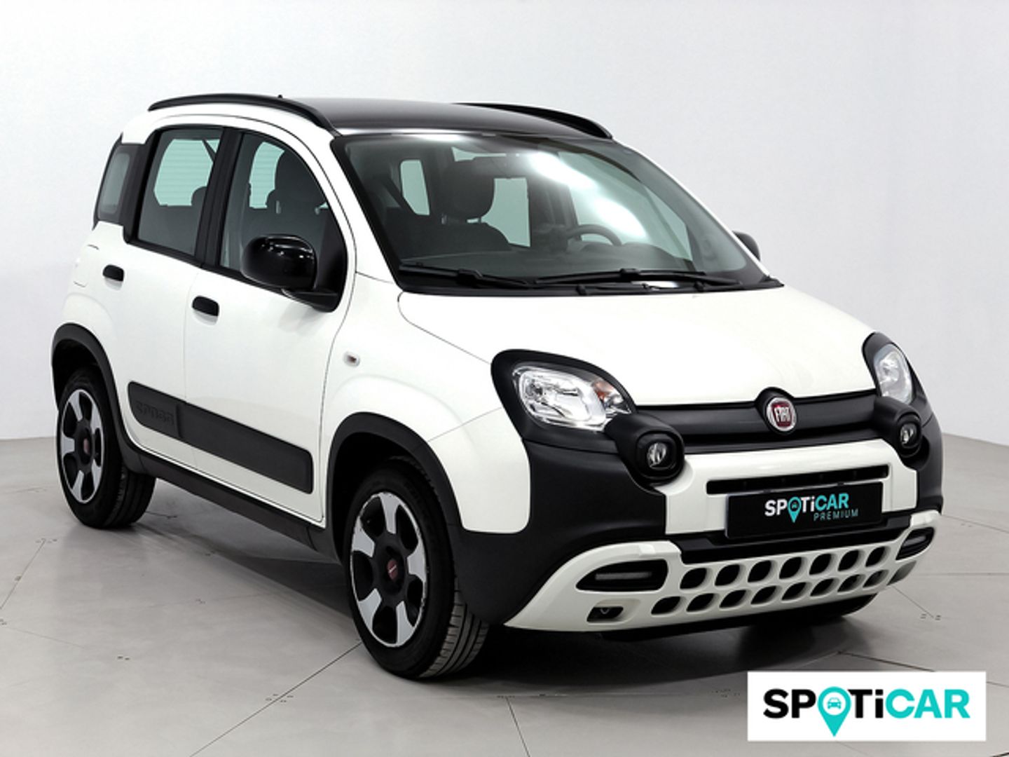 Fiat Panda 1.0 Gse City Cross 51 kW (70 CV) Blanco Sedan
