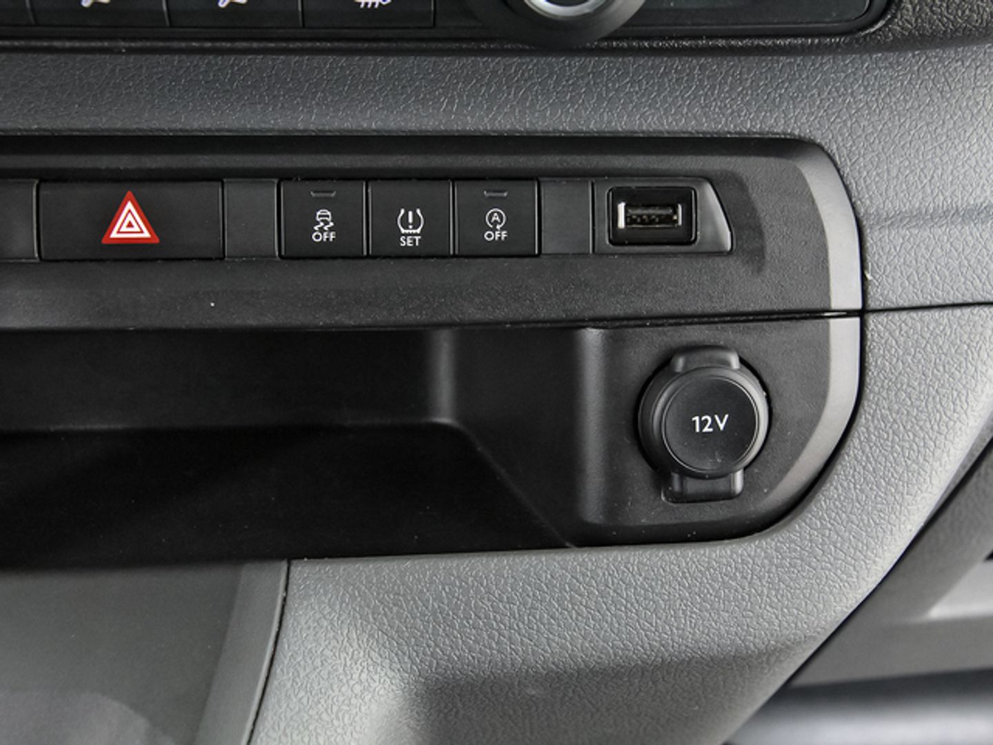 Fiat Scudo Furgon 1.5 BlueHDI L1 Business 75 kW (102 CV)