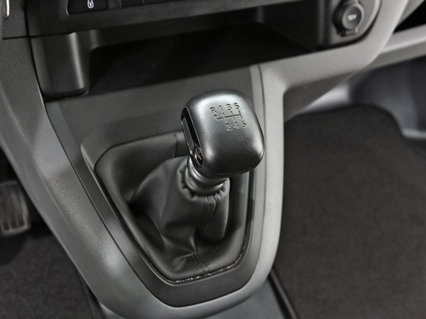 Fiat Scudo Furgon 1.5 BlueHDI L1 Business 75 kW (102 CV)