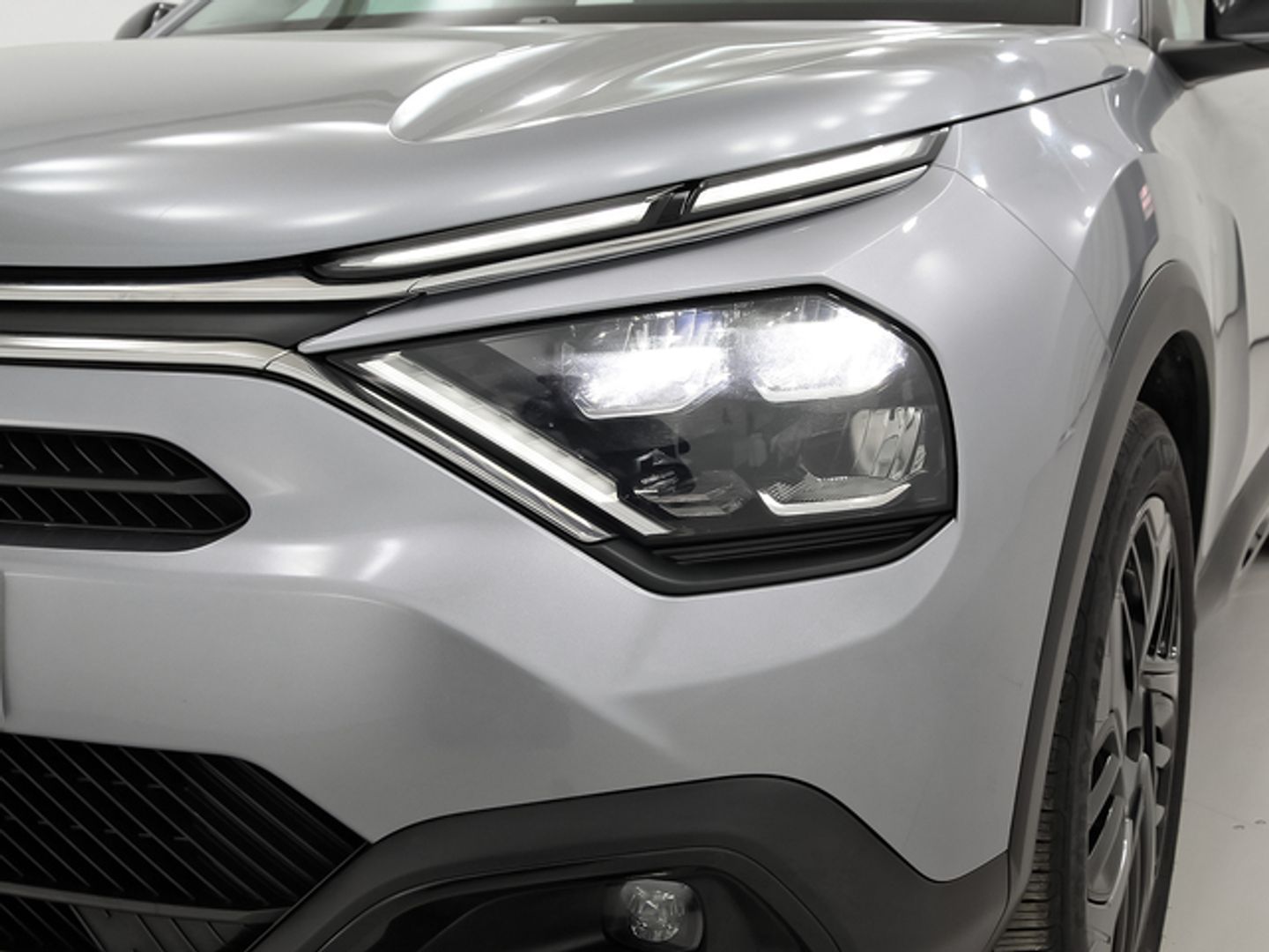 Citroen C4 X PureTech 130 S&S Plus EAT8 96 kW (131 CV)