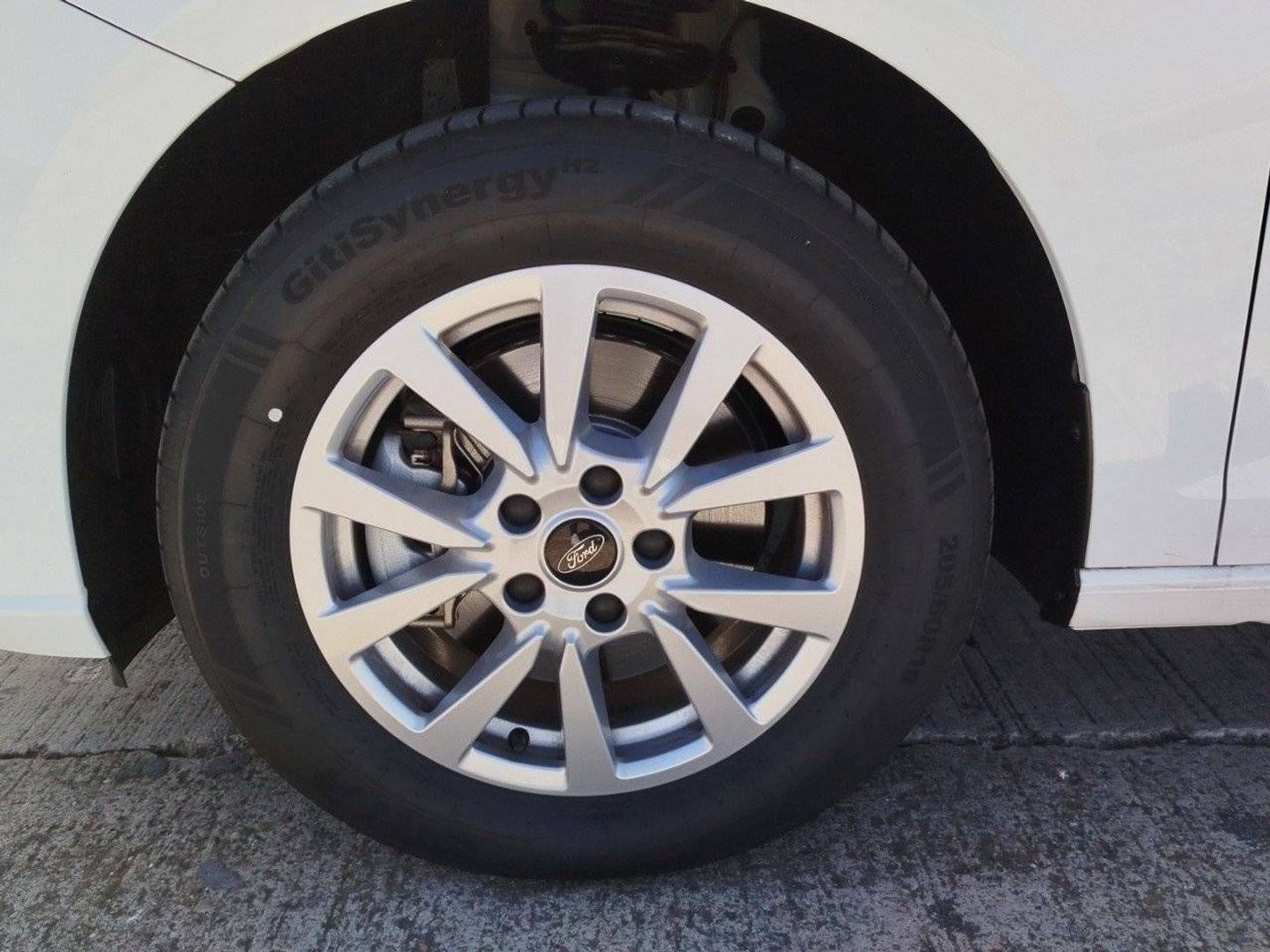 Ford Grand Tourneo Connect 1.5 Ecoboost Titanium 84 kW (114 CV)