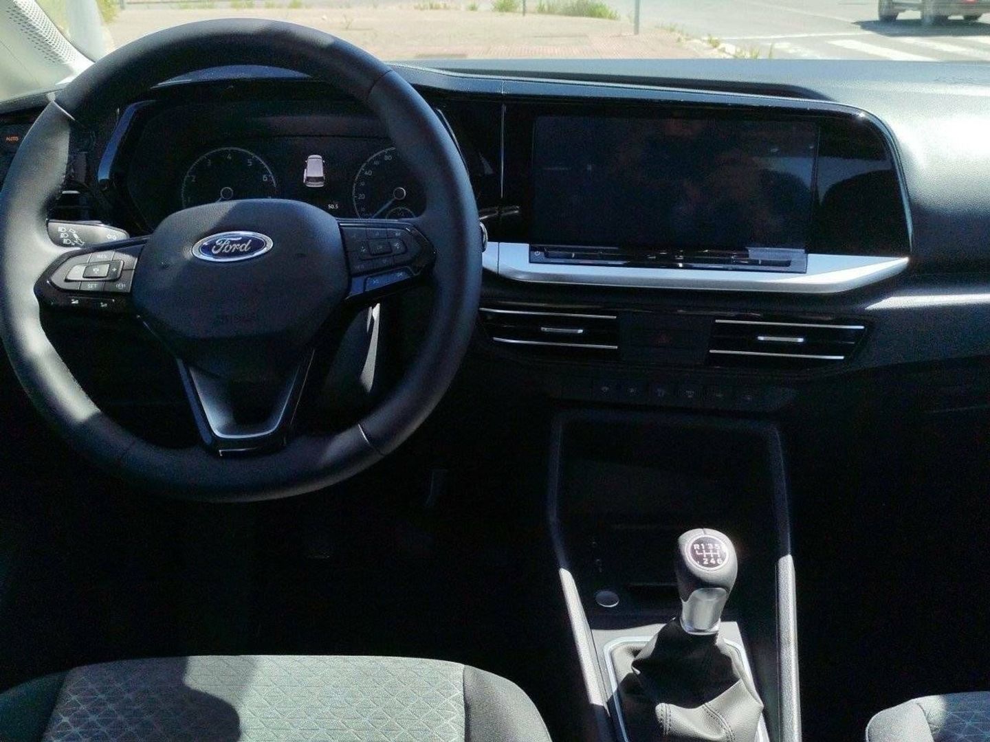 Ford Grand Tourneo Connect 1.5 Ecoboost Titanium 84 kW (114 CV)