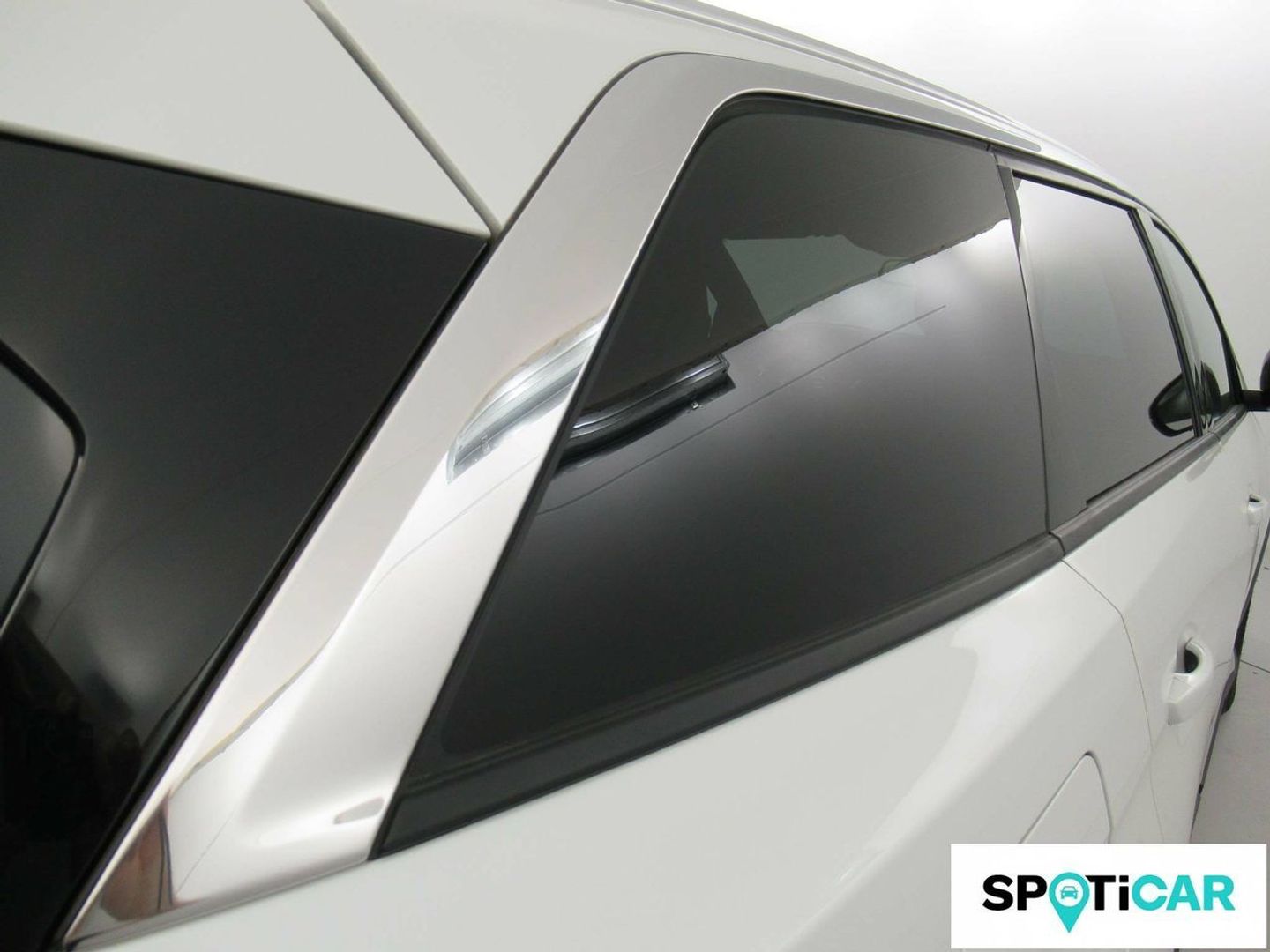 Peugeot 5008 BlueHDI 130 S&S Allure Pack EAT8 96 kW (130 CV)