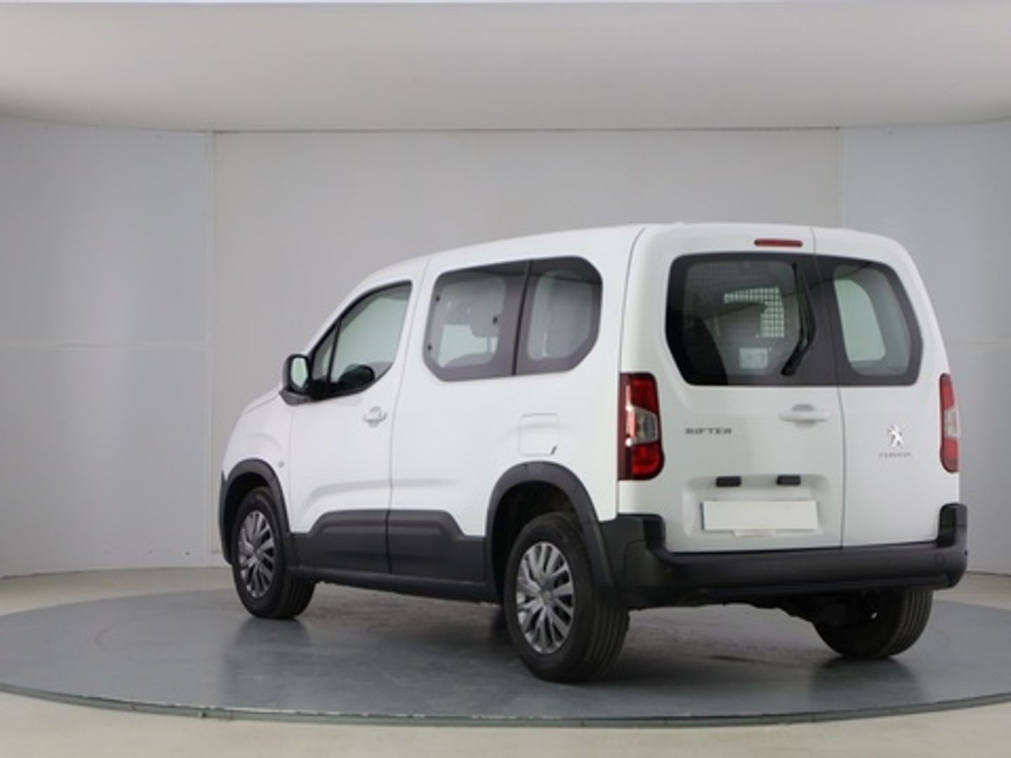 Peugeot Rifter Active Pack Business Long BlueHDi 73 kW (100 CV)
