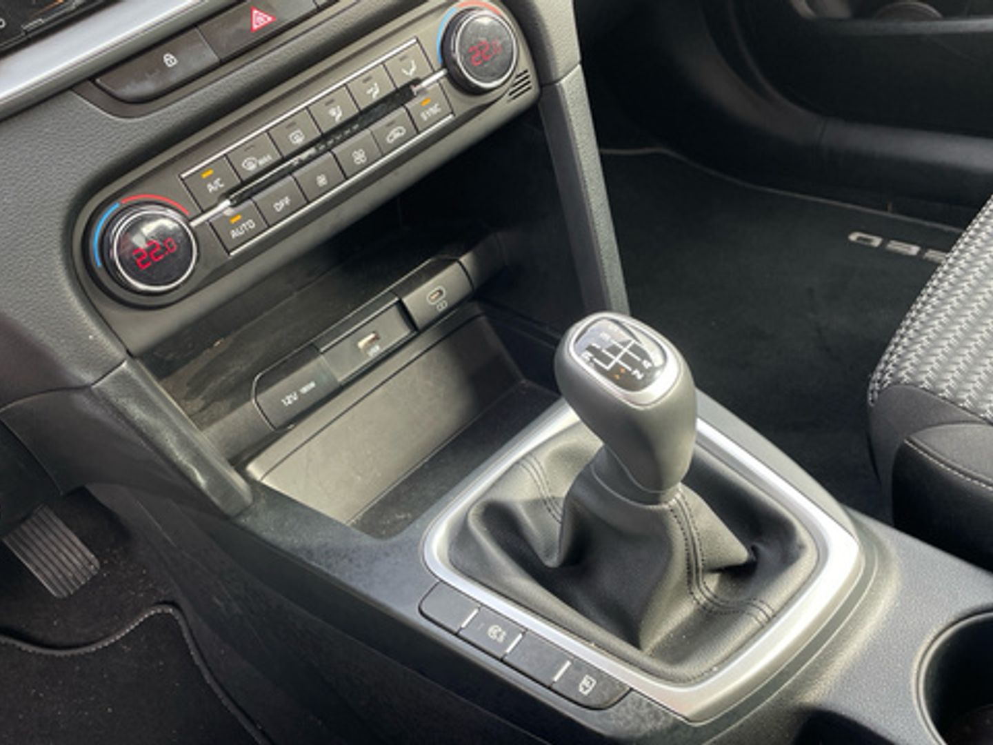 Kia Ceed 1.0 T-GDI Drive 74 kW (100 CV)