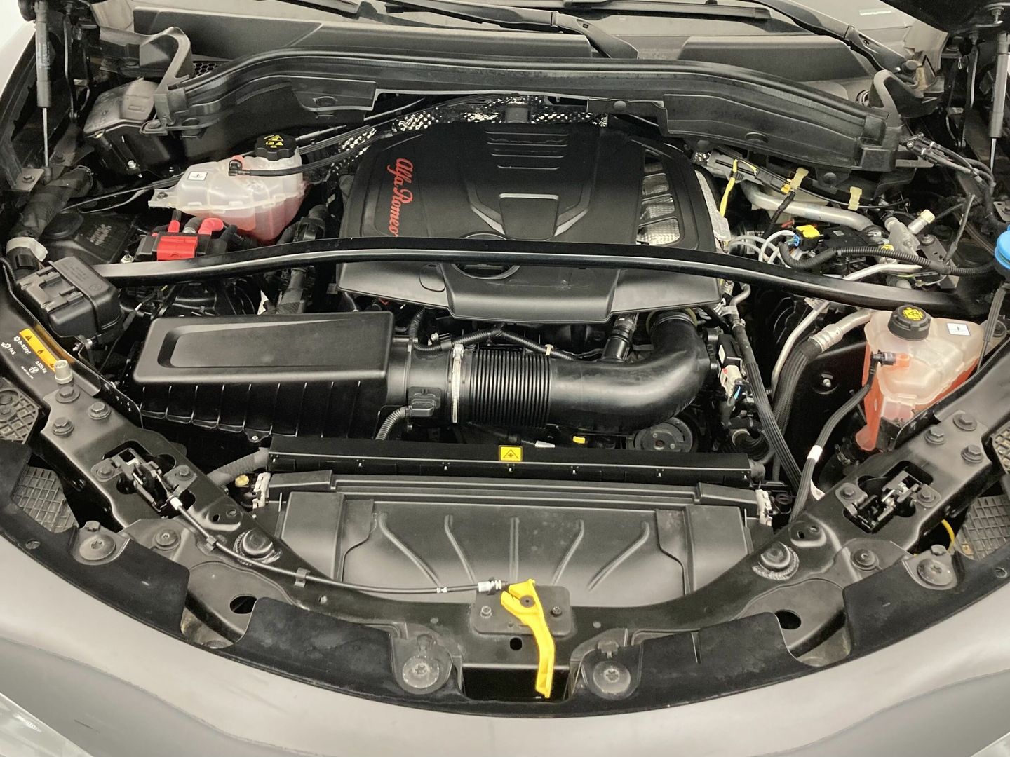 Alfa Romeo Stelvio 2.0 Gasolina Competizione Q4 206 kW (280 CV)