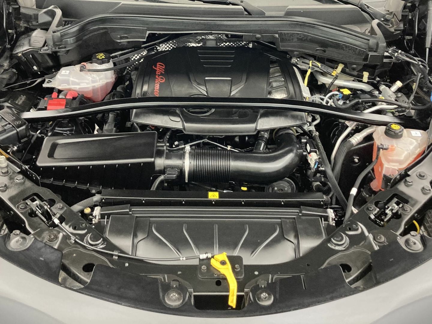 Alfa Romeo Stelvio 2.0 Gasolina Competizione Q4 206 kW (280 CV)