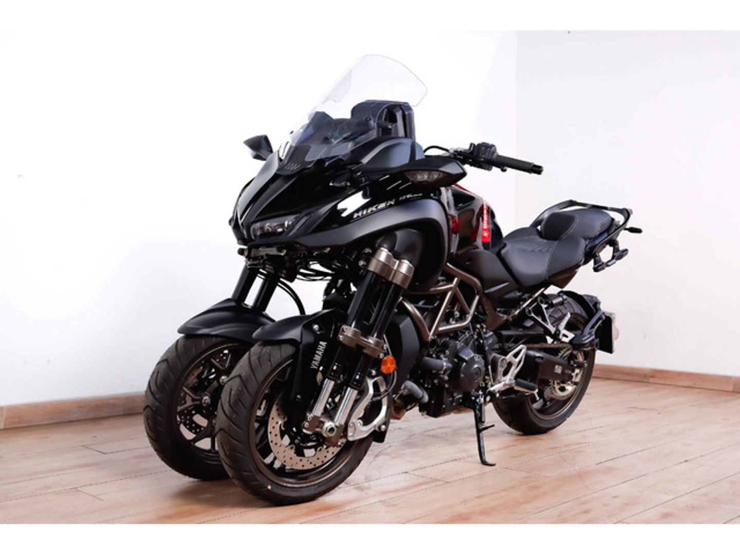 Yamaha Niken 890 gt
