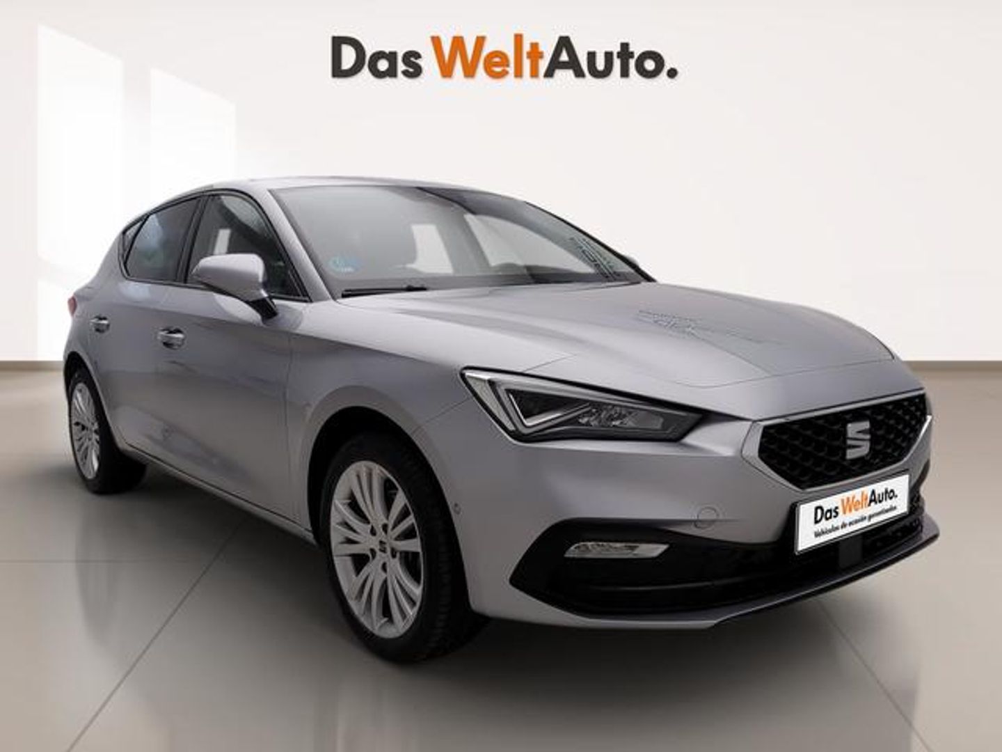 SEAT León 1.5 eTSI S&S Style Special Edition Vision DSG 110 kW (150 CV) Gris Plata Sedan