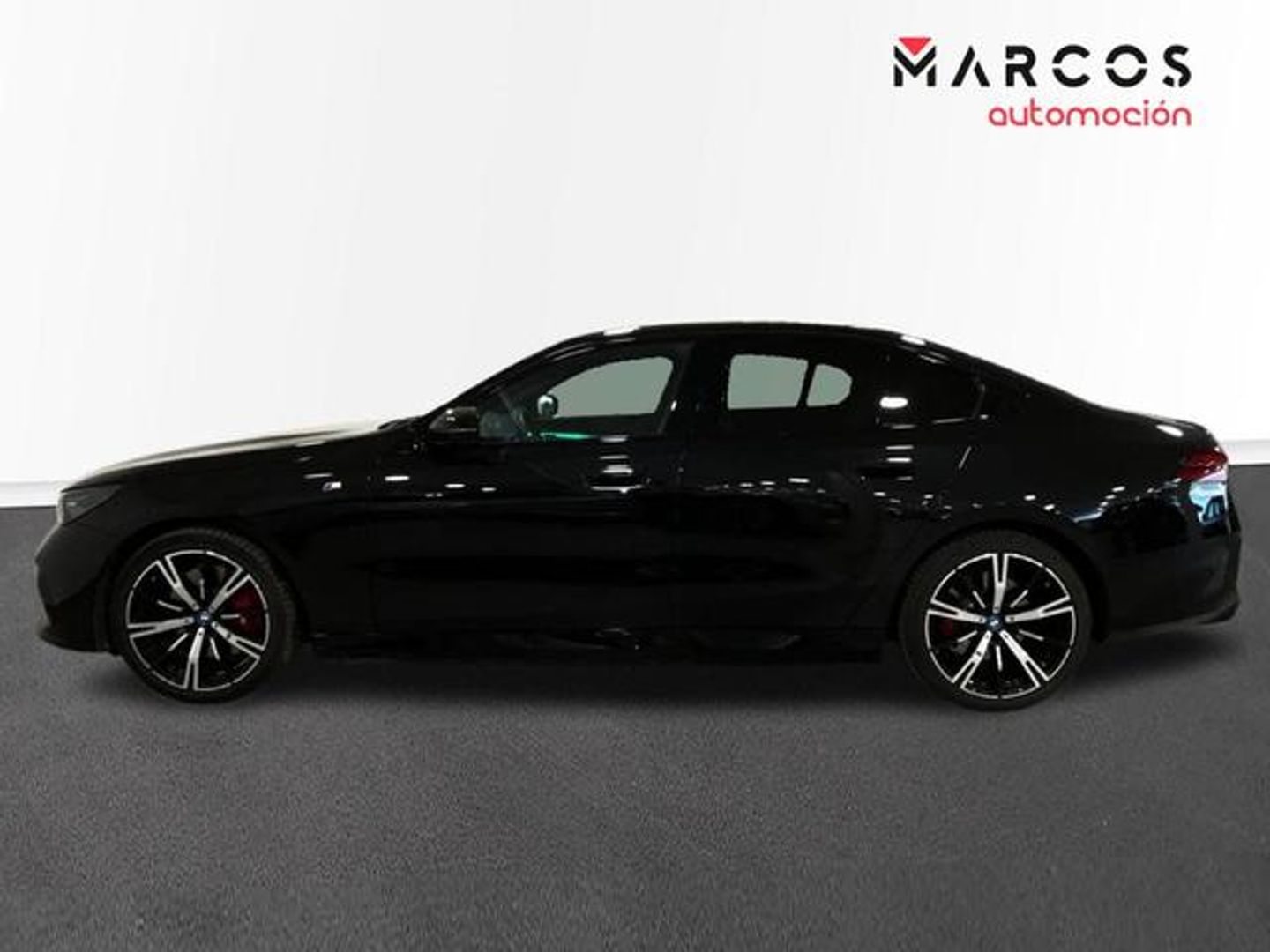 BMW i5 eDrive40 250 kW (340 CV)