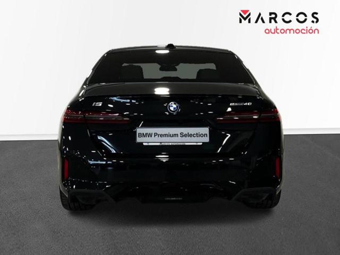 BMW i5 eDrive40 250 kW (340 CV)