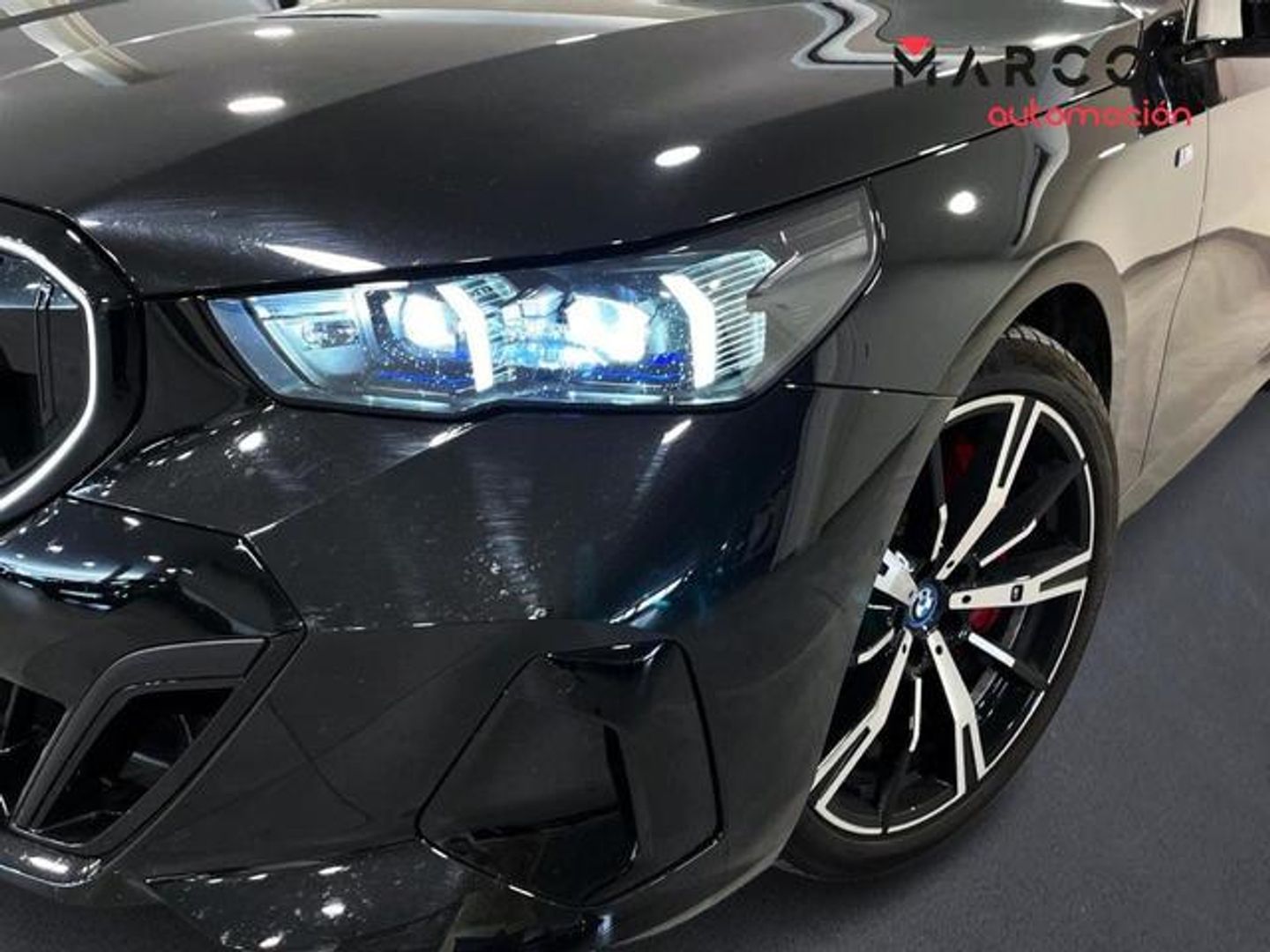 BMW i5 eDrive40 250 kW (340 CV)