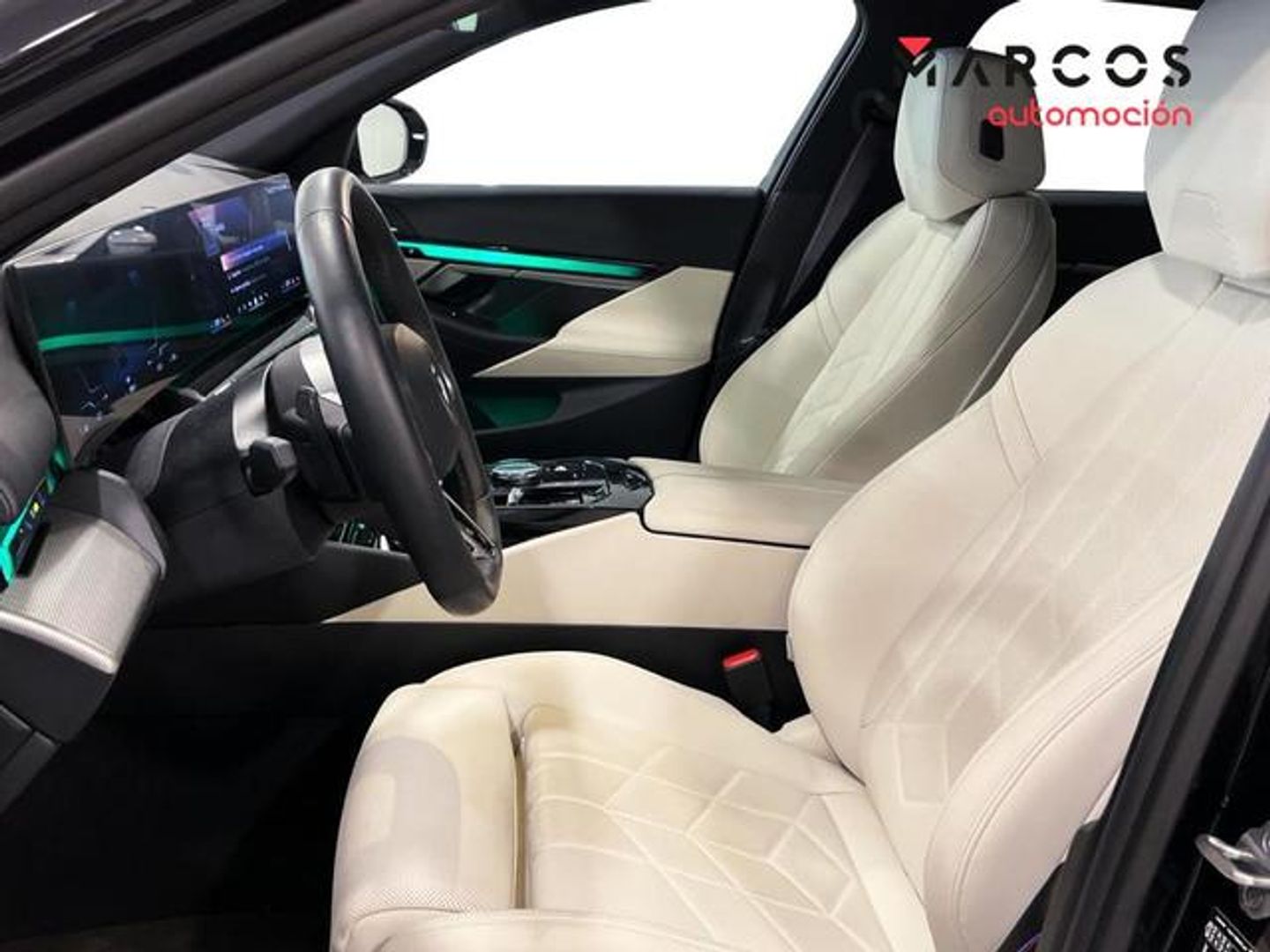 BMW i5 eDrive40 250 kW (340 CV)