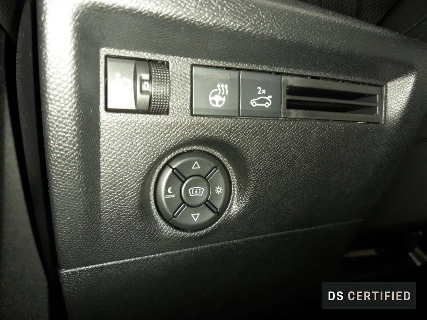 Citroen ë-C4 X 50KWh eléctrico Shine 100 kW (136 CV)