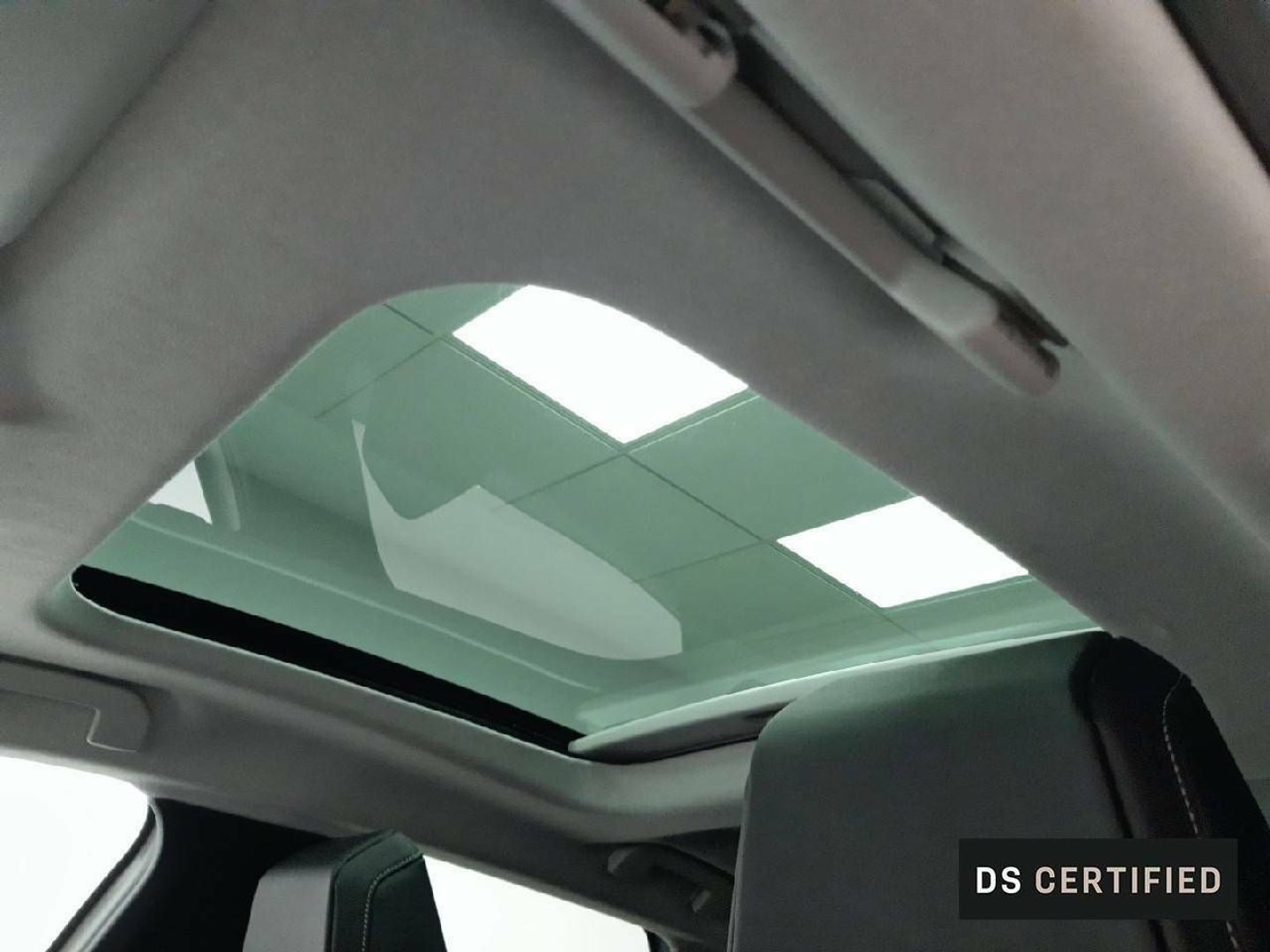 Citroen ë-C4 X 50KWh eléctrico Shine 100 kW (136 CV)
