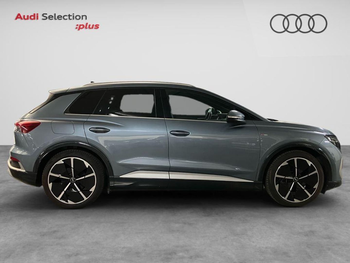 Audi Q4 e-tron S line 50 e-tron quattro 82kWh 220 kW (299 CV)