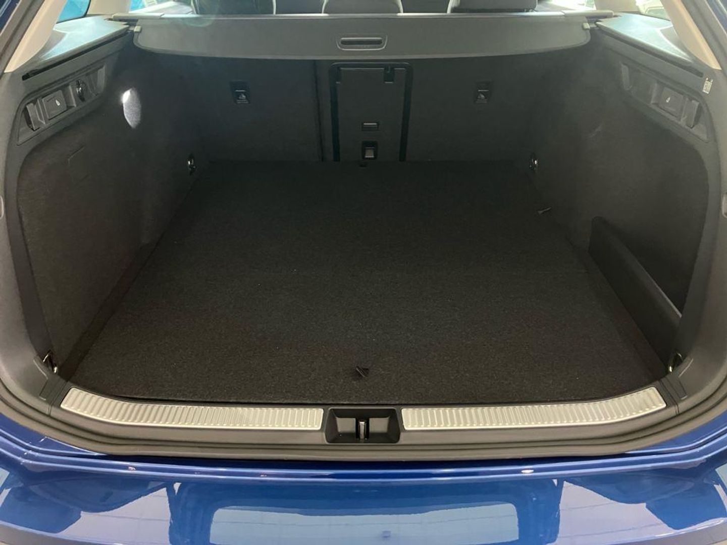 Volkswagen Passat Variant eHybrid PHEV 150 kW (204 CV) DSG