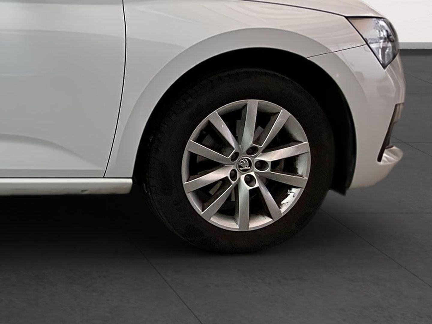 Skoda Scala 1.0 TSI Ambition 81 kW (110 CV)